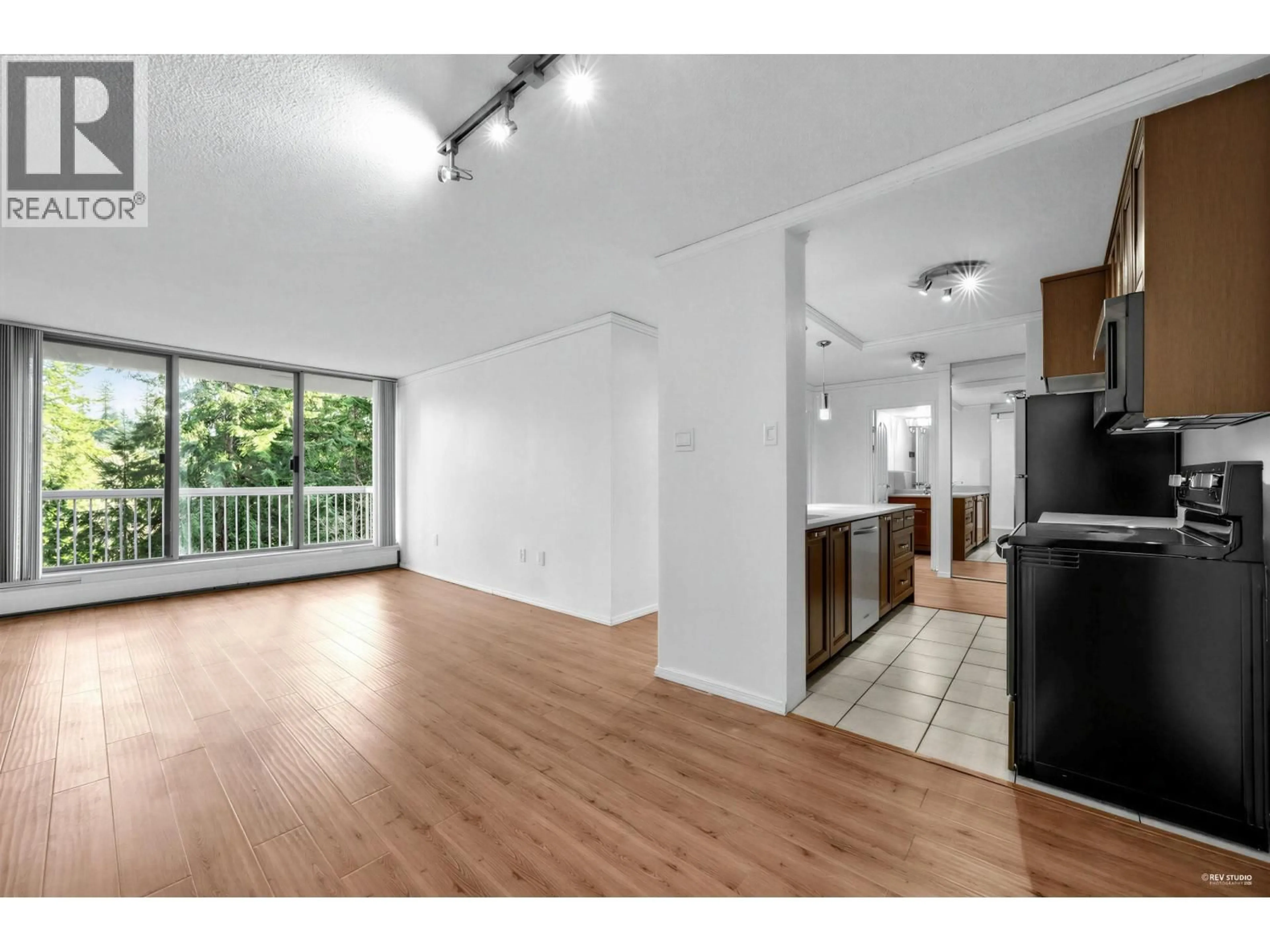 A pic of a room for 707 - 2008 FULLERTON AVENUE, North Vancouver British Columbia V7P3G7