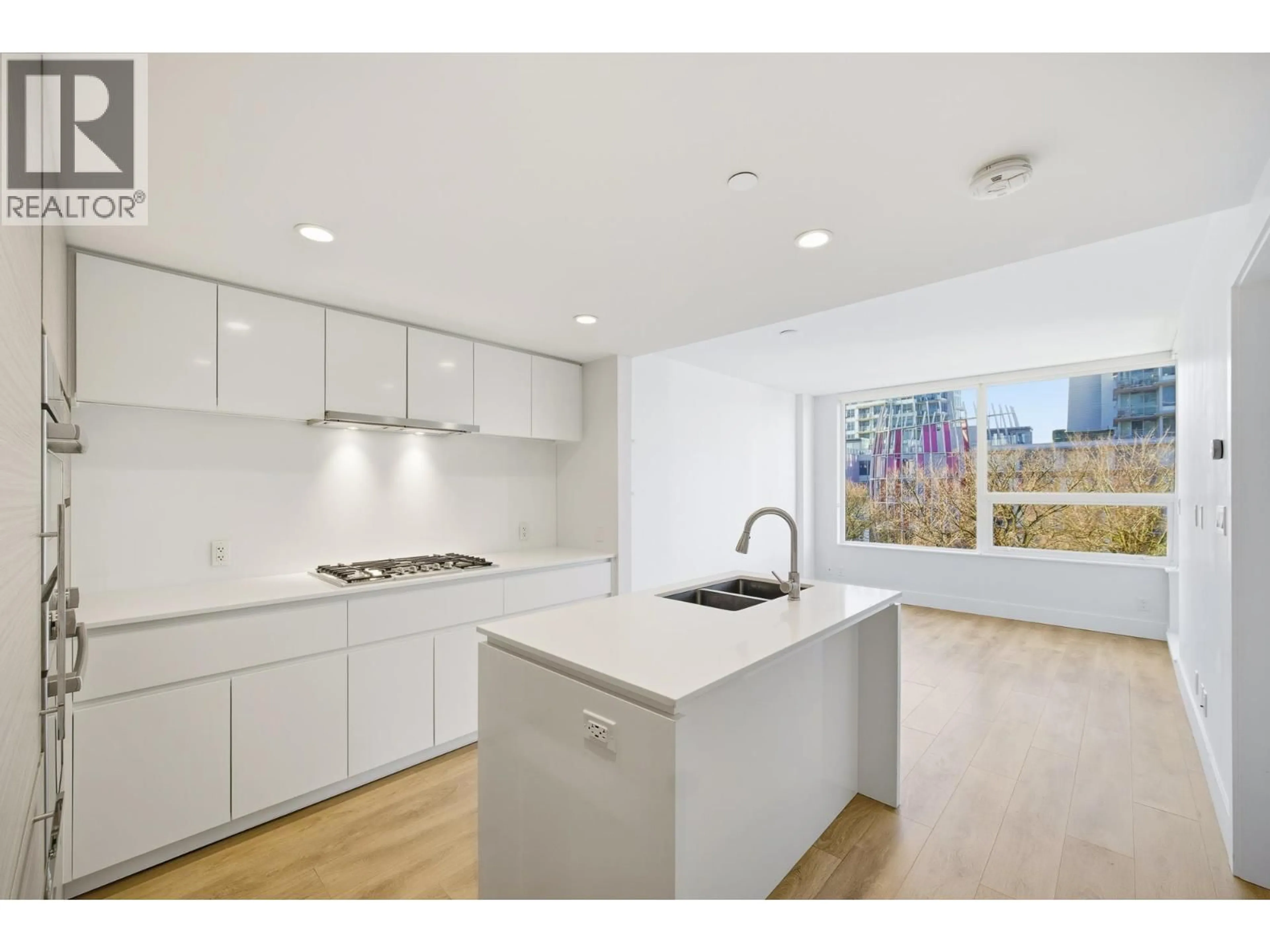 Open concept kitchen, unknown for 504 - 5508 HOLLYBRIDGE WAY, Richmond British Columbia V7C0C7