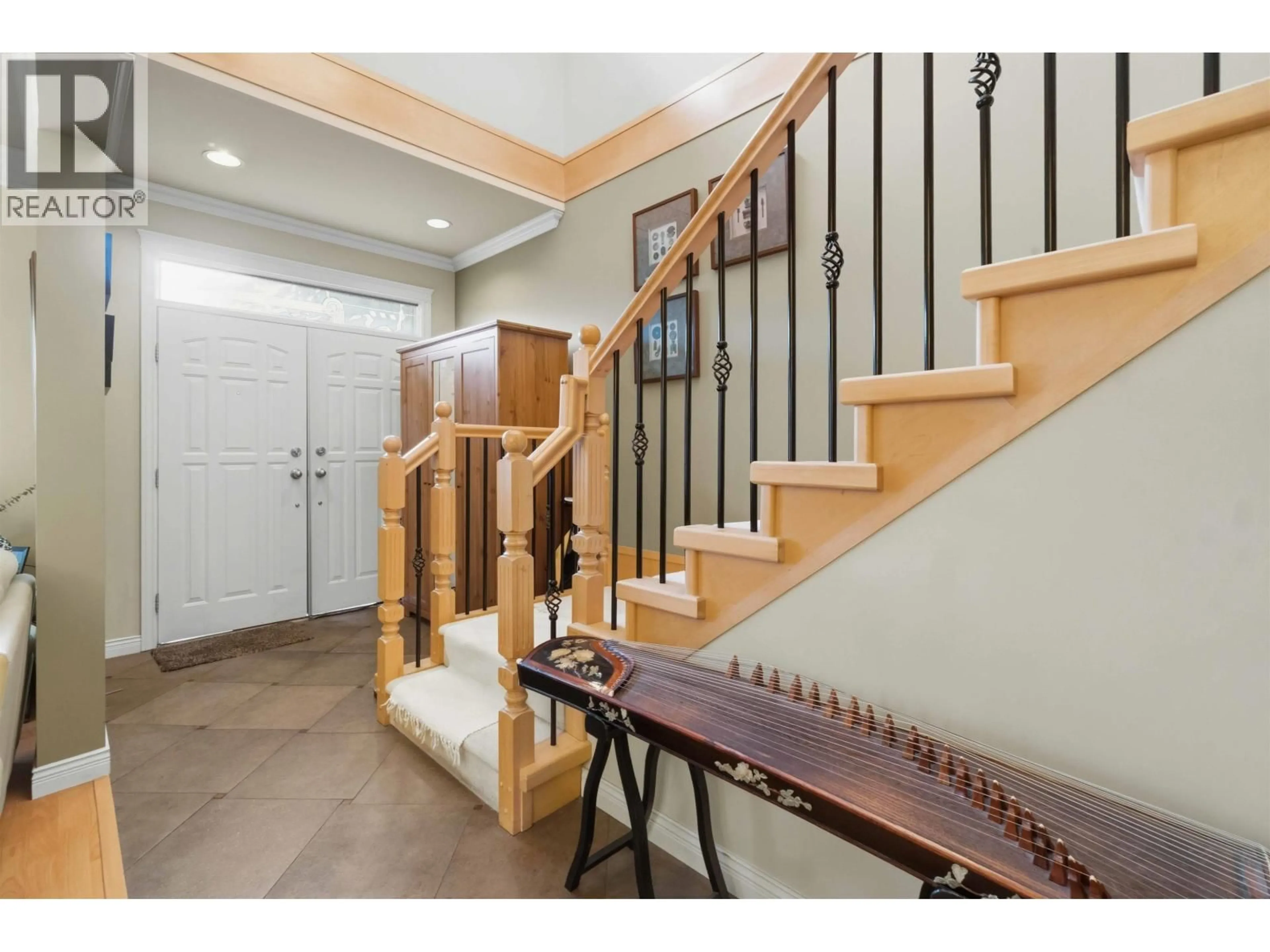 Unknown for 4553 ELLERTON COURT, Burnaby British Columbia V5H1E1