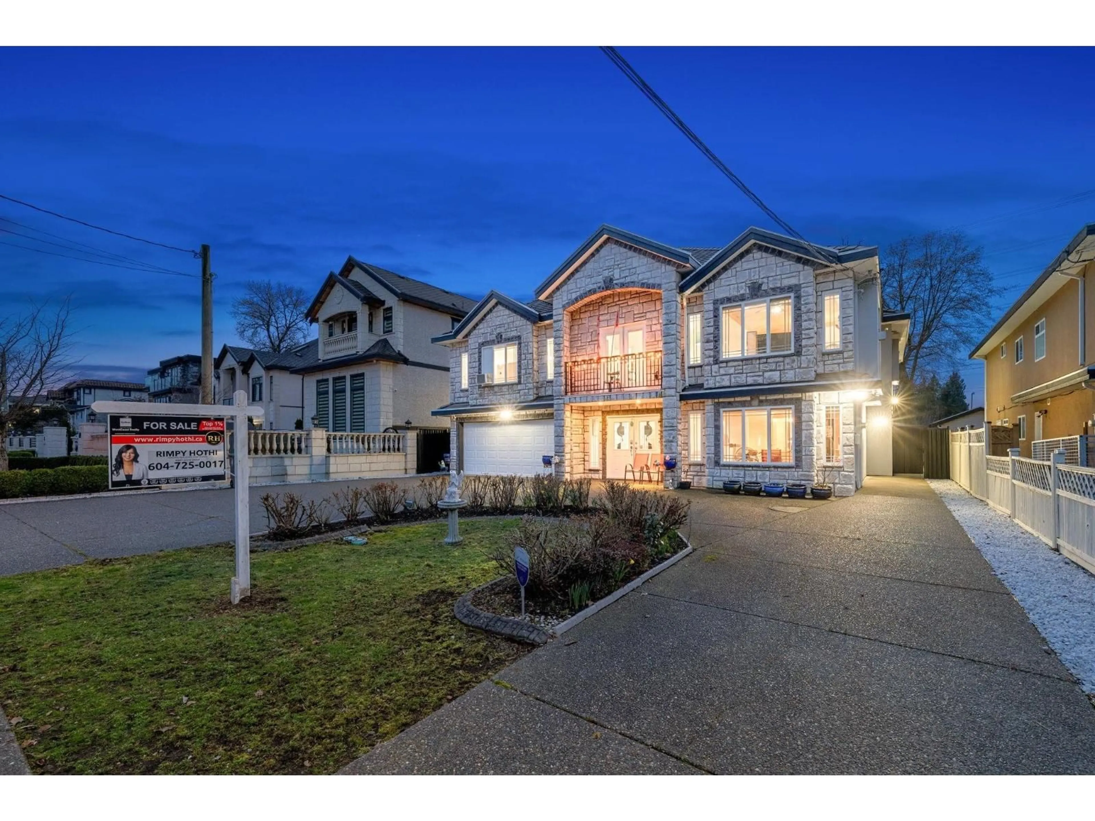 Unknown for 7739 126A STREET, Surrey British Columbia V3W6Z9