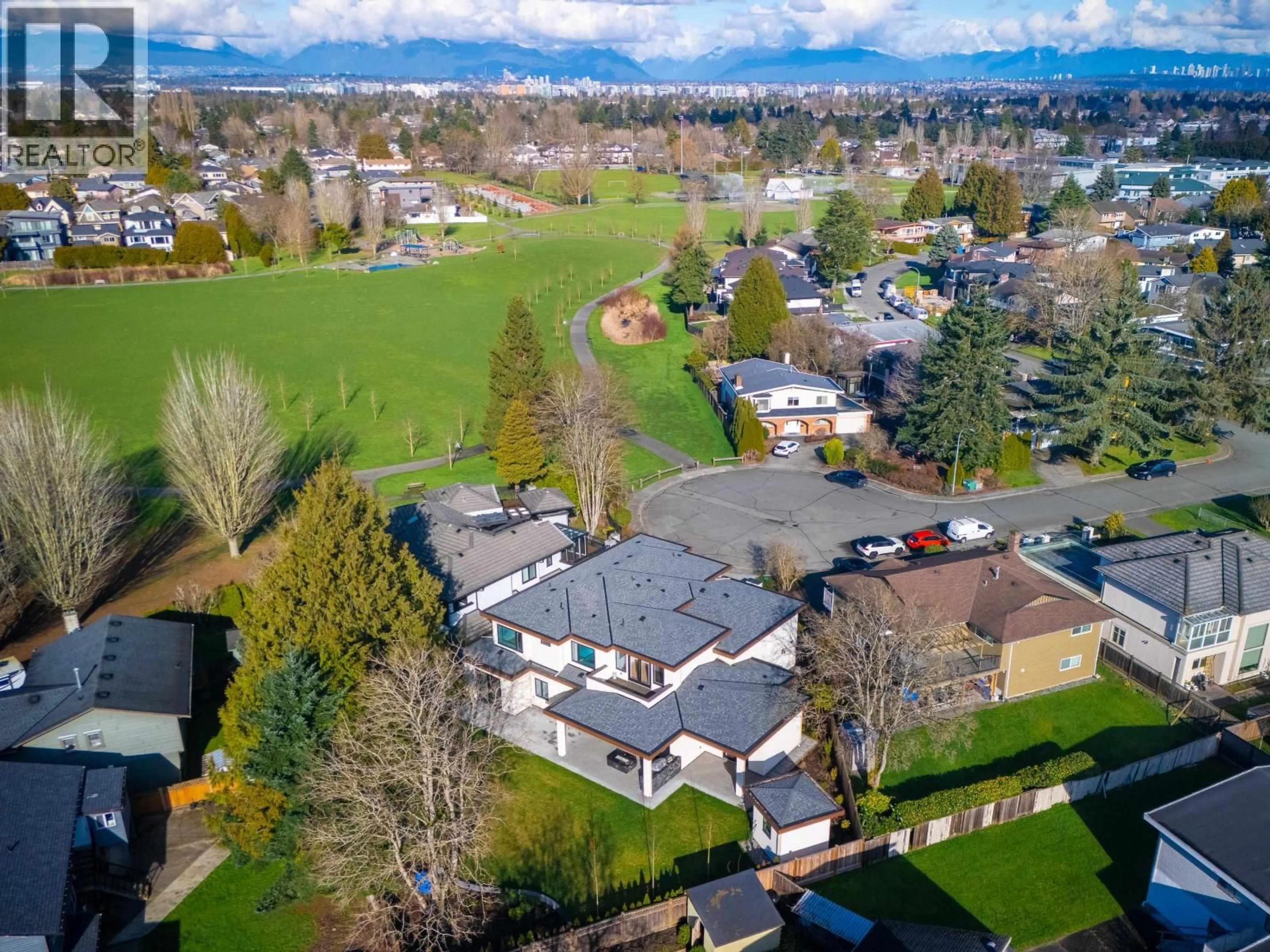 A pic from outside/outdoor area/front of a property/back of a property/a pic from drone, mountain view for 10780 REYNOLDS DRIVE, Richmond British Columbia V7E4B4