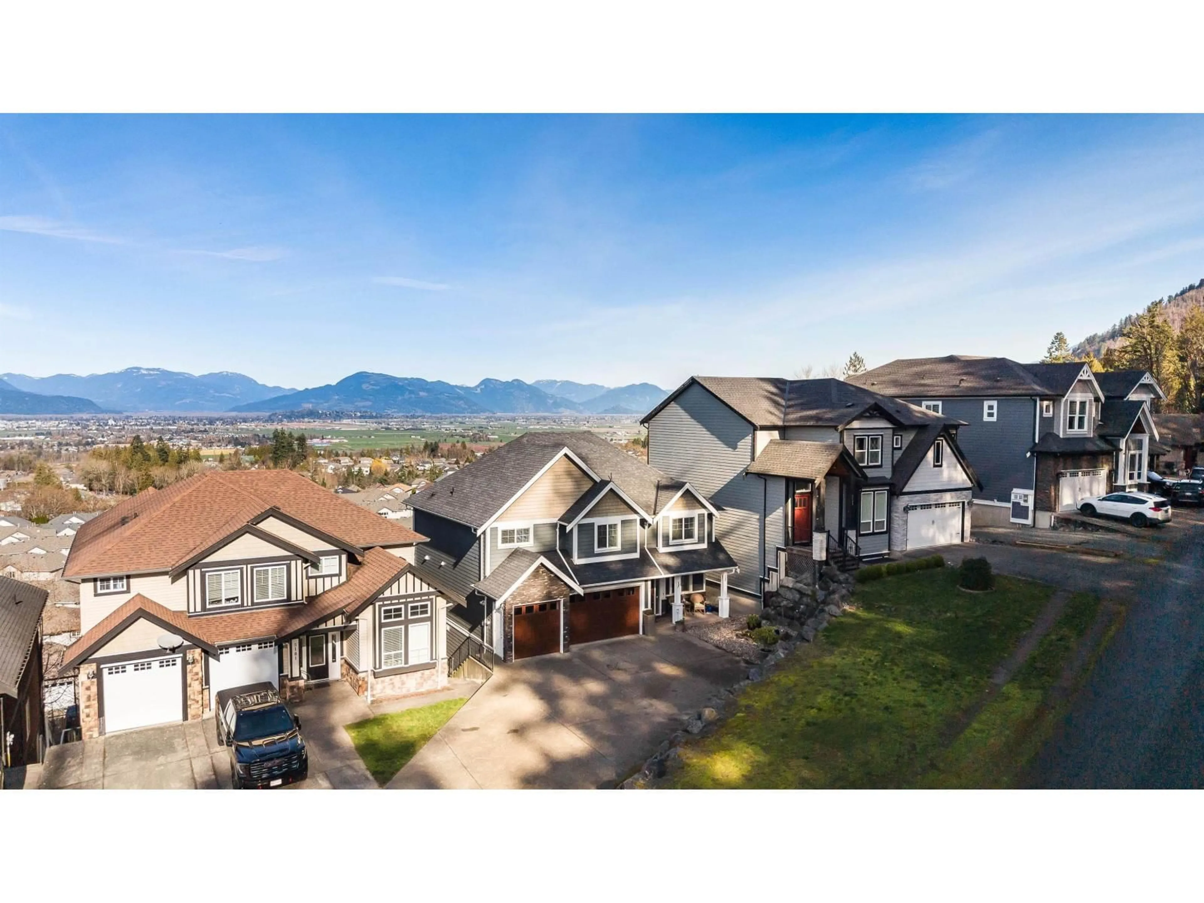 A pic from outside/outdoor area/front of a property/back of a property/a pic from drone, mountain view for 5189 CECIL RIDGE PLACE, Chilliwack British Columbia V2R6A1