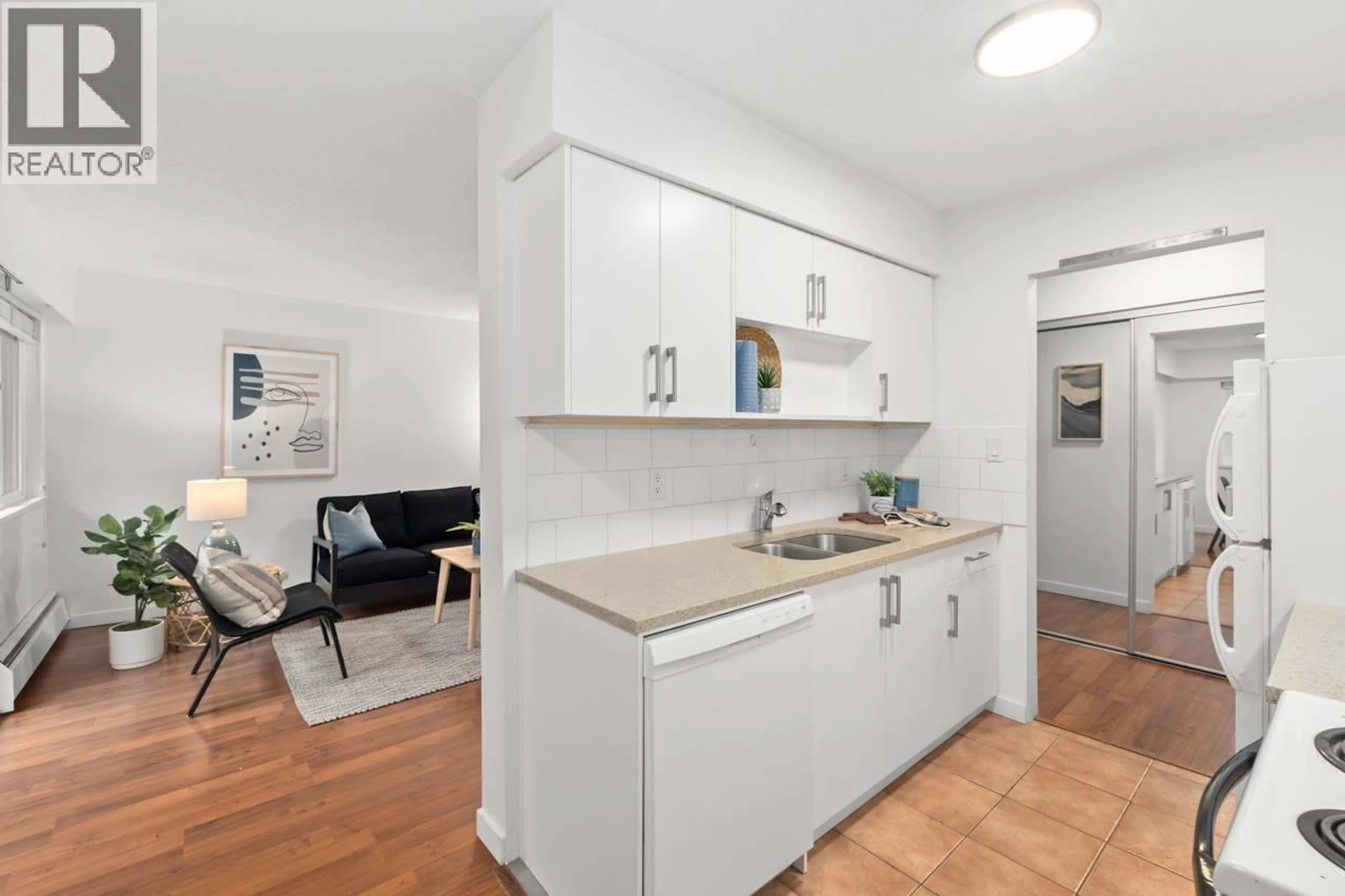 Standard kitchen, unknown for 205 - 1540 4TH AVENUE, Vancouver British Columbia V5N1J8