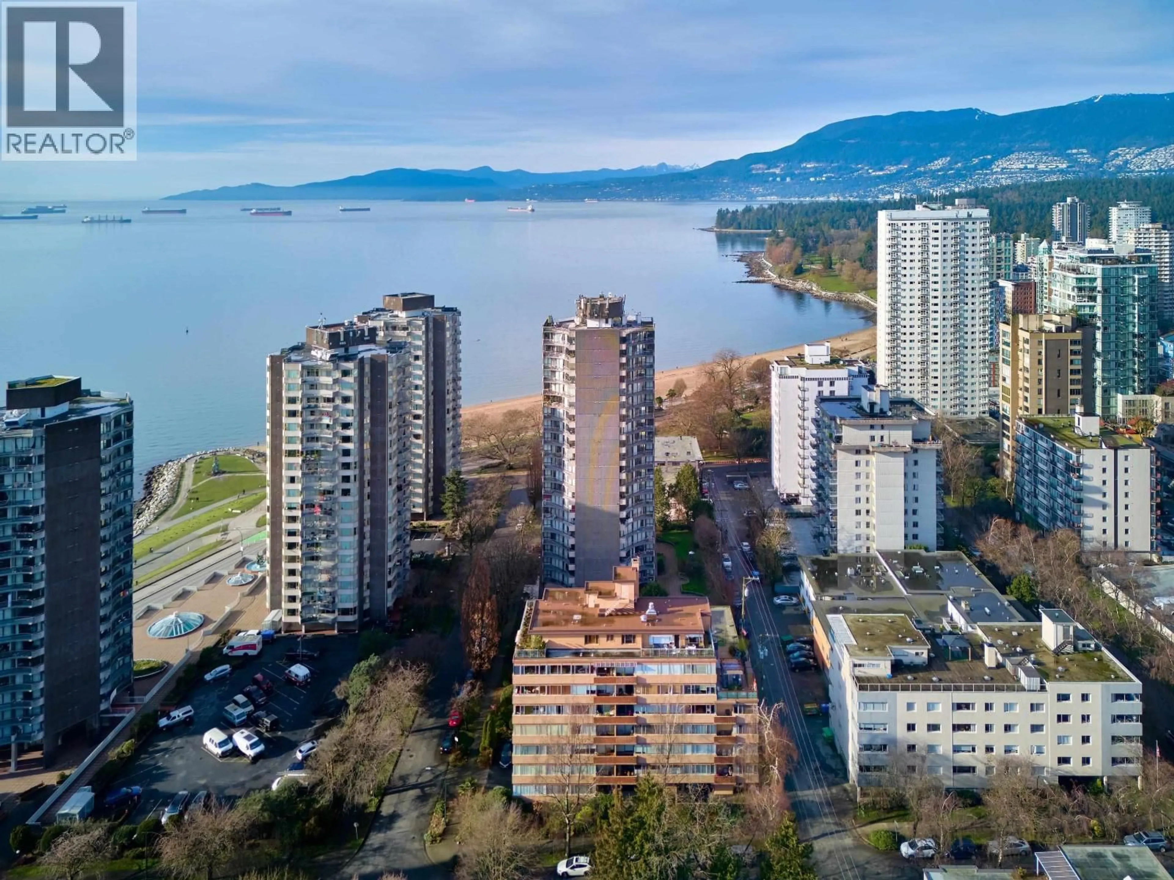 A pic from outside/outdoor area/front of a property/back of a property/a pic from drone, water/lake/river/ocean view for 302 - 1315 CARDERO STREET, Vancouver British Columbia V6G2J2