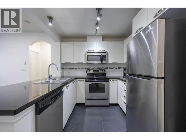 311 - 7428 BYRNEPARK WALK, Burnaby 5