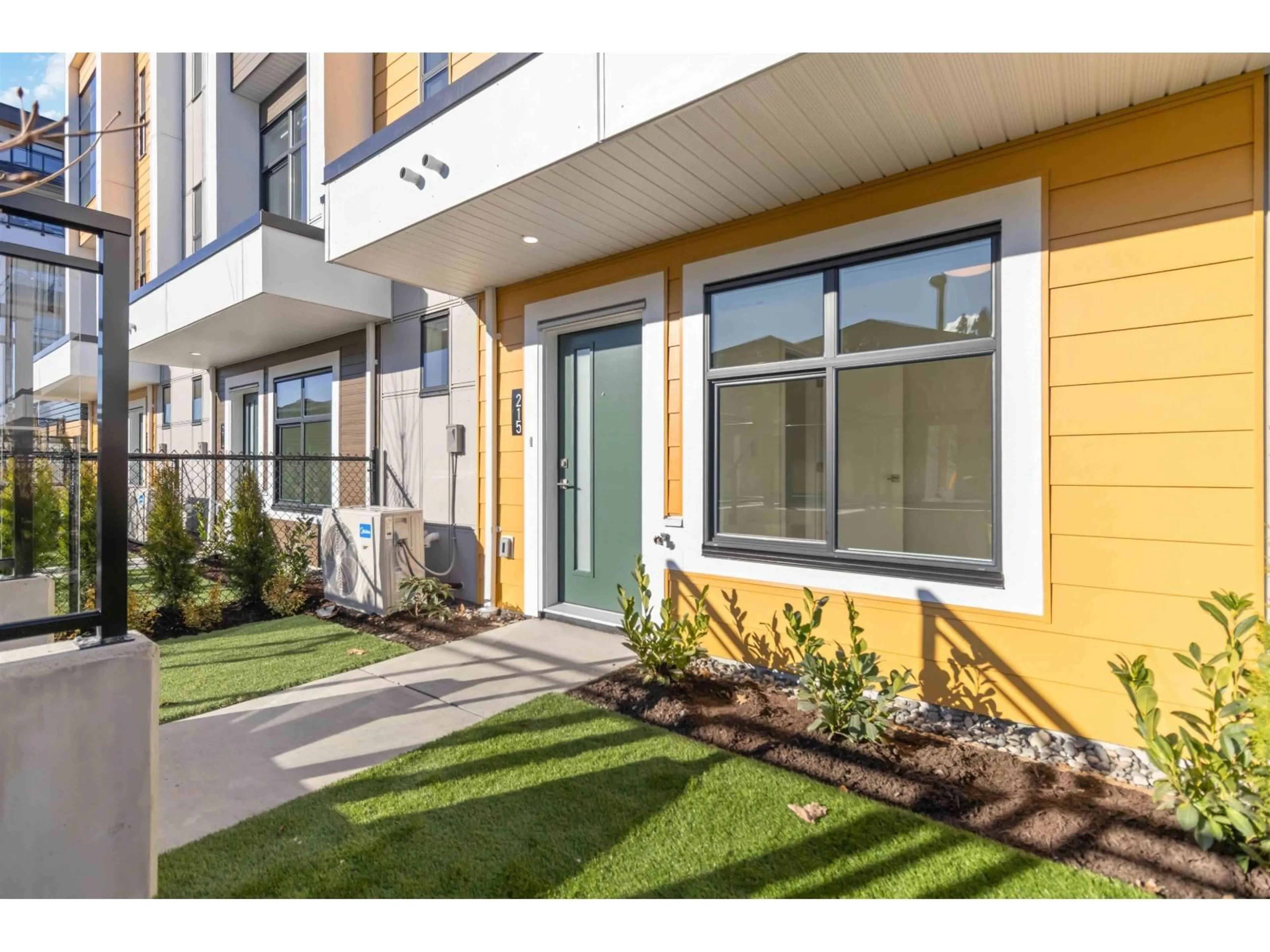 Unknown for 215 - 46150 THOMAS ROAD, Chilliwack British Columbia V2R6B3