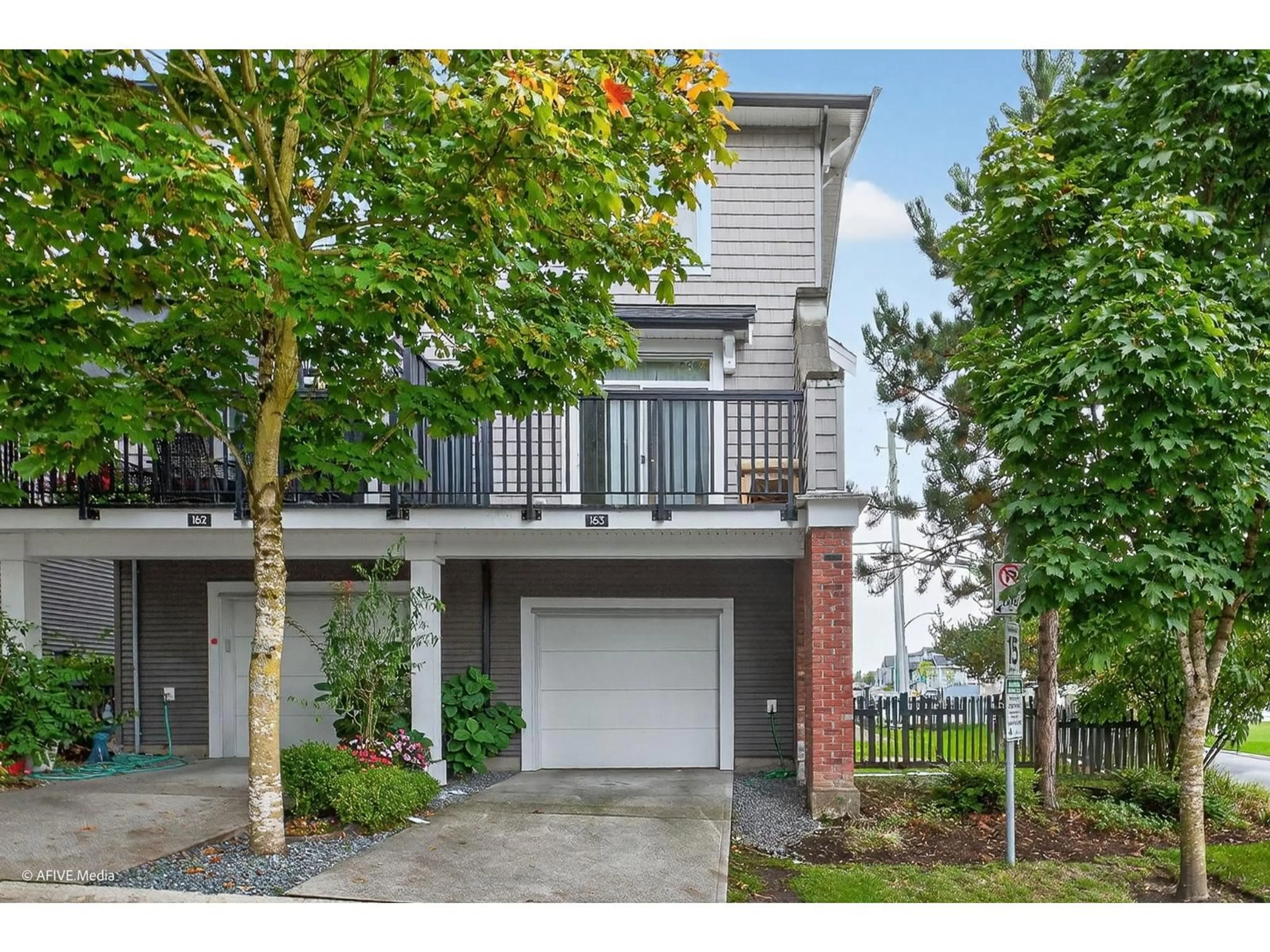 A pic from outside/outdoor area/front of a property/back of a property/a pic from drone, unknown for 163 - 14833 61 AVENUE, Surrey British Columbia V3S6T6