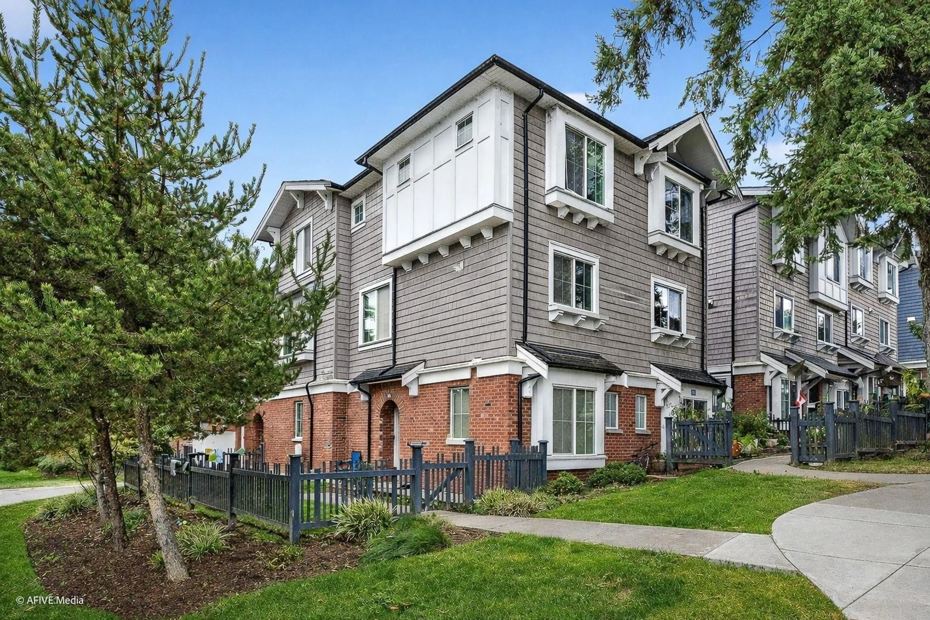 Home with brick exterior material, street for 163 - 14833 61 AVENUE, Surrey British Columbia V3S6T6