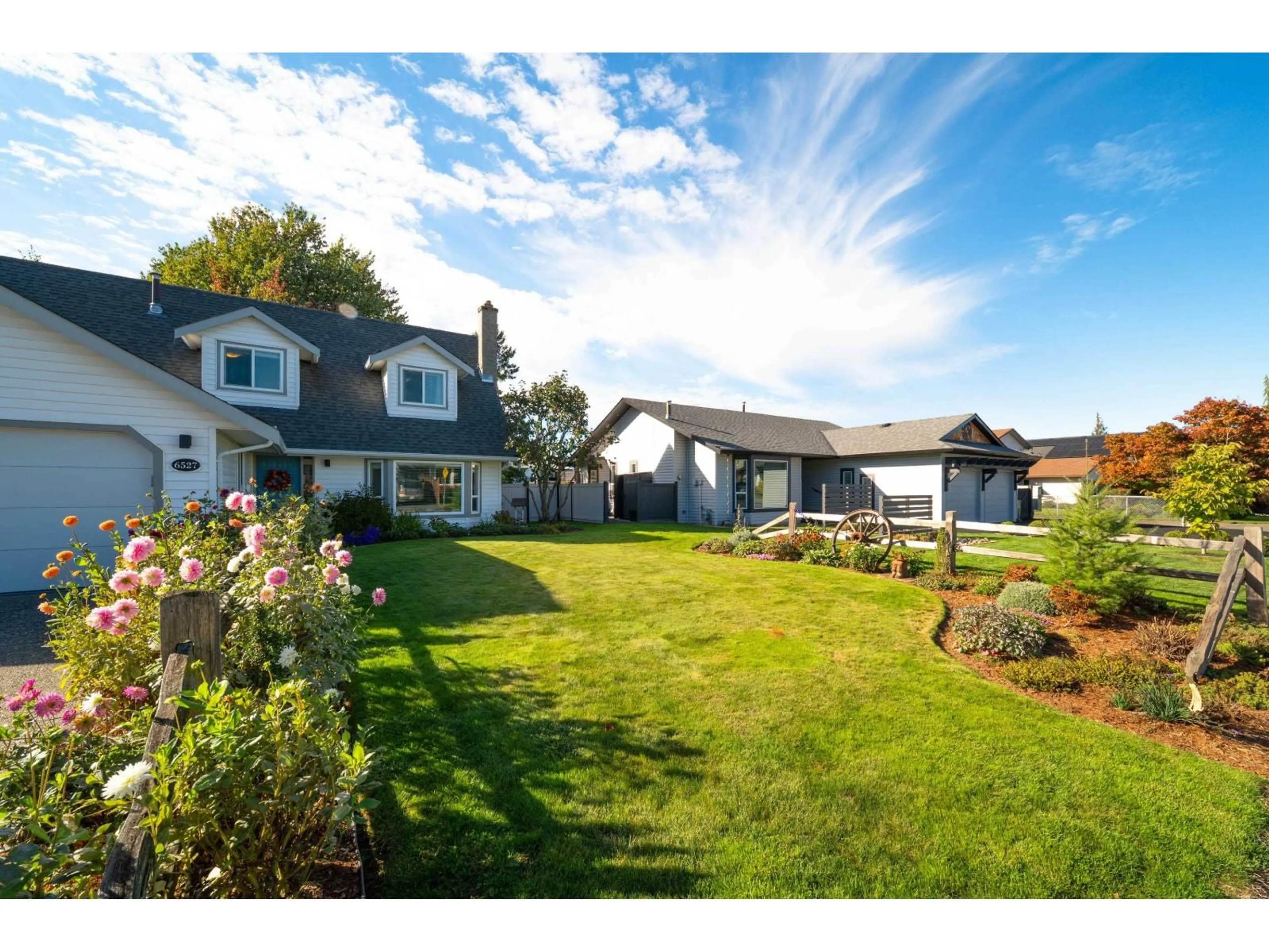 A pic from outside/outdoor area/front of a property/back of a property/a pic from drone, unknown for 6527 SWANSON STREET, Chilliwack British Columbia V2R1R2