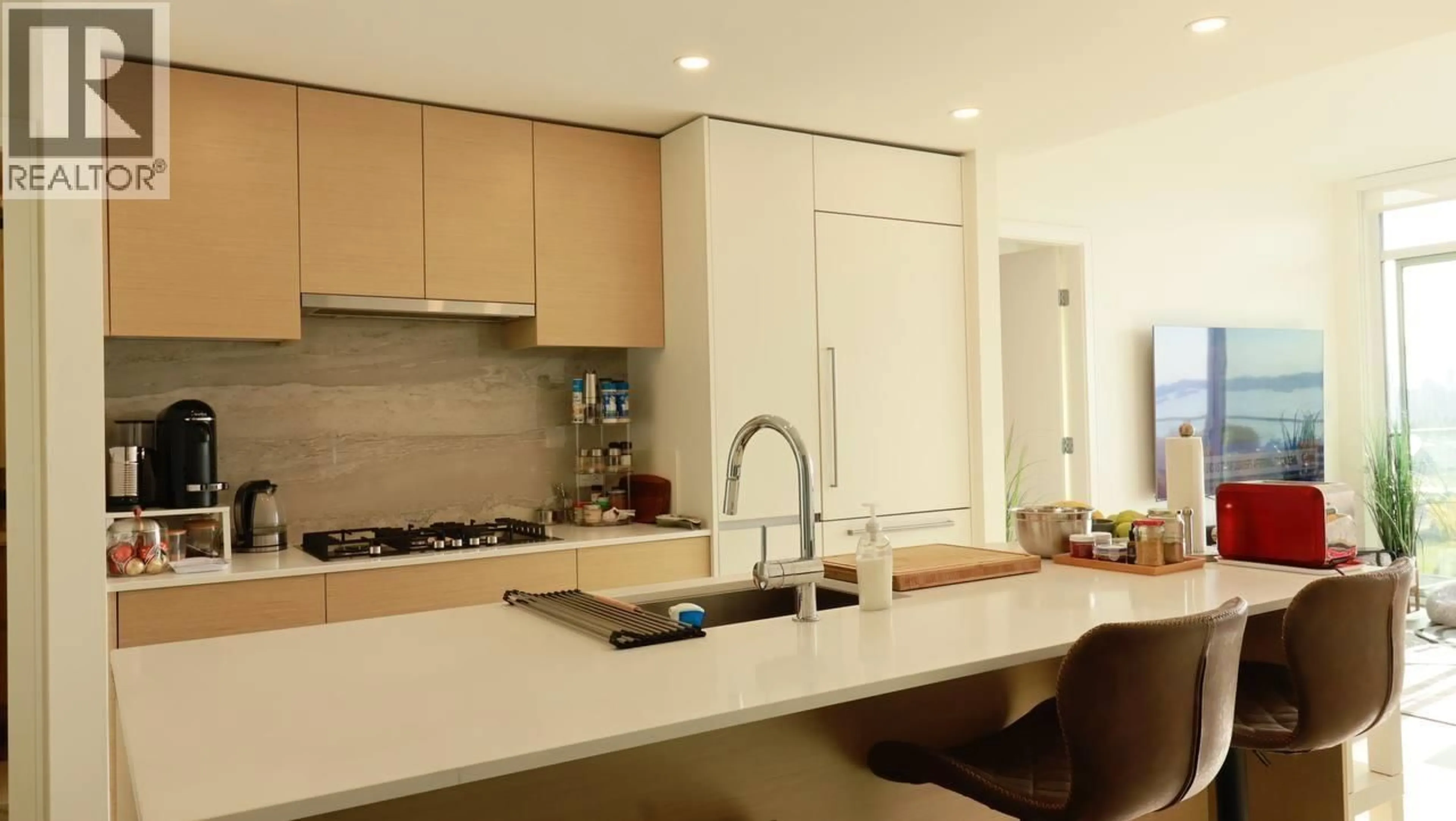 Unknown for 2205 - 200 KLAHANIE COURT, West Vancouver British Columbia V7P0E4