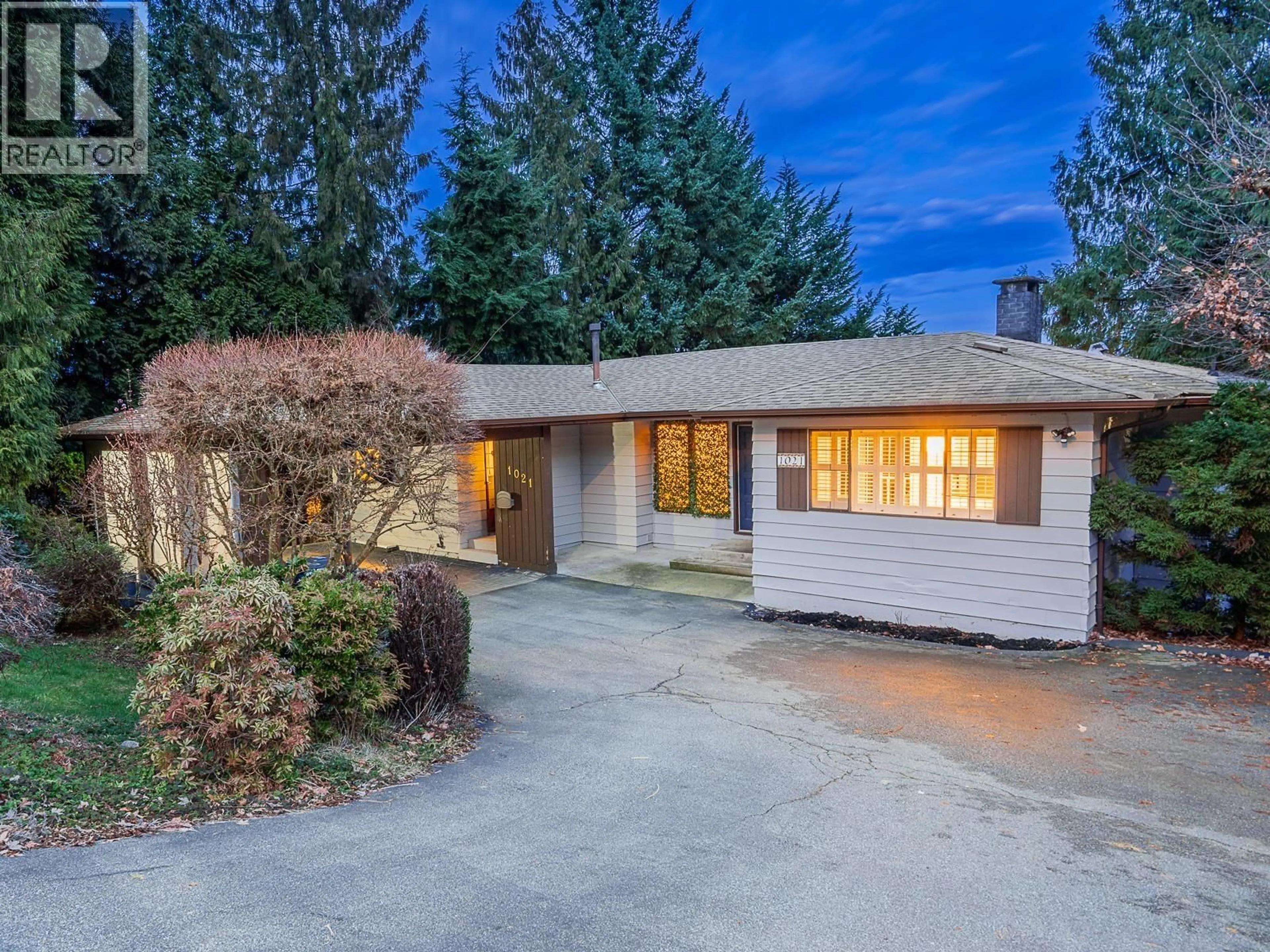 Unknown for 1021 OGDEN STREET, Coquitlam British Columbia V3C3V8