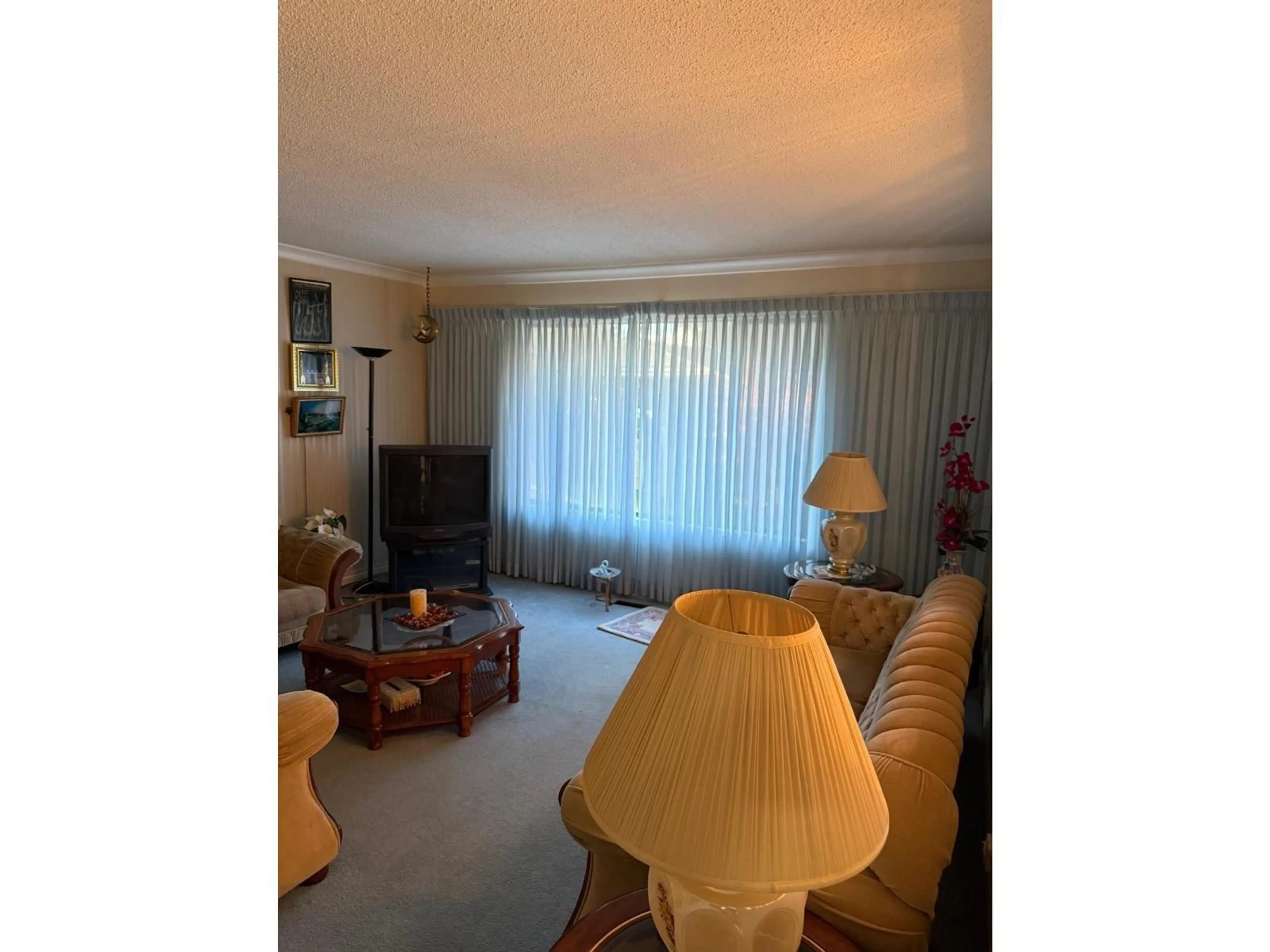 A pic of a room for 6738 128B STREET, Surrey British Columbia V3W7C4