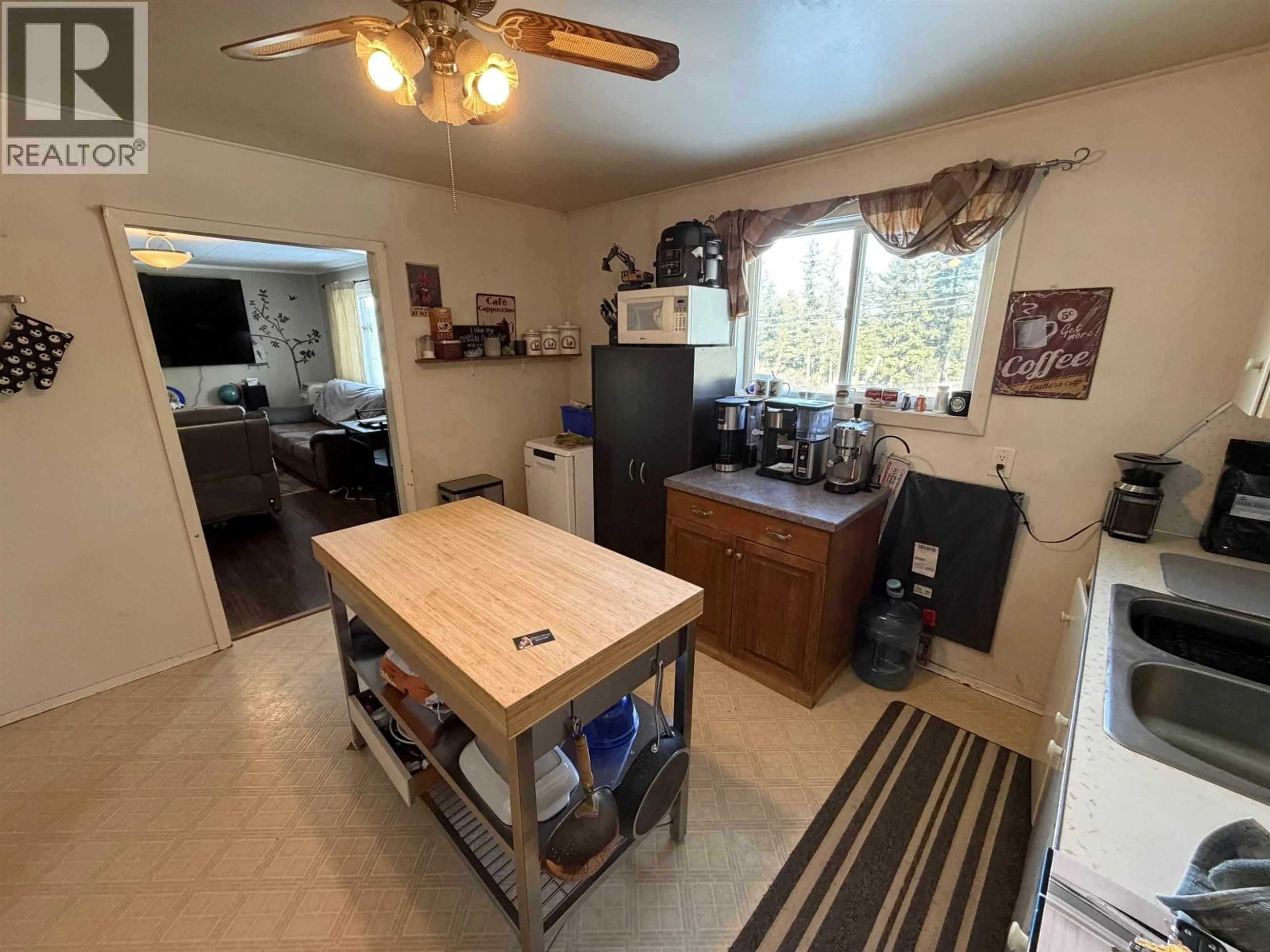 A pic of a room for 915 DOG CREEK ROAD, Williams Lake British Columbia V2G3G5