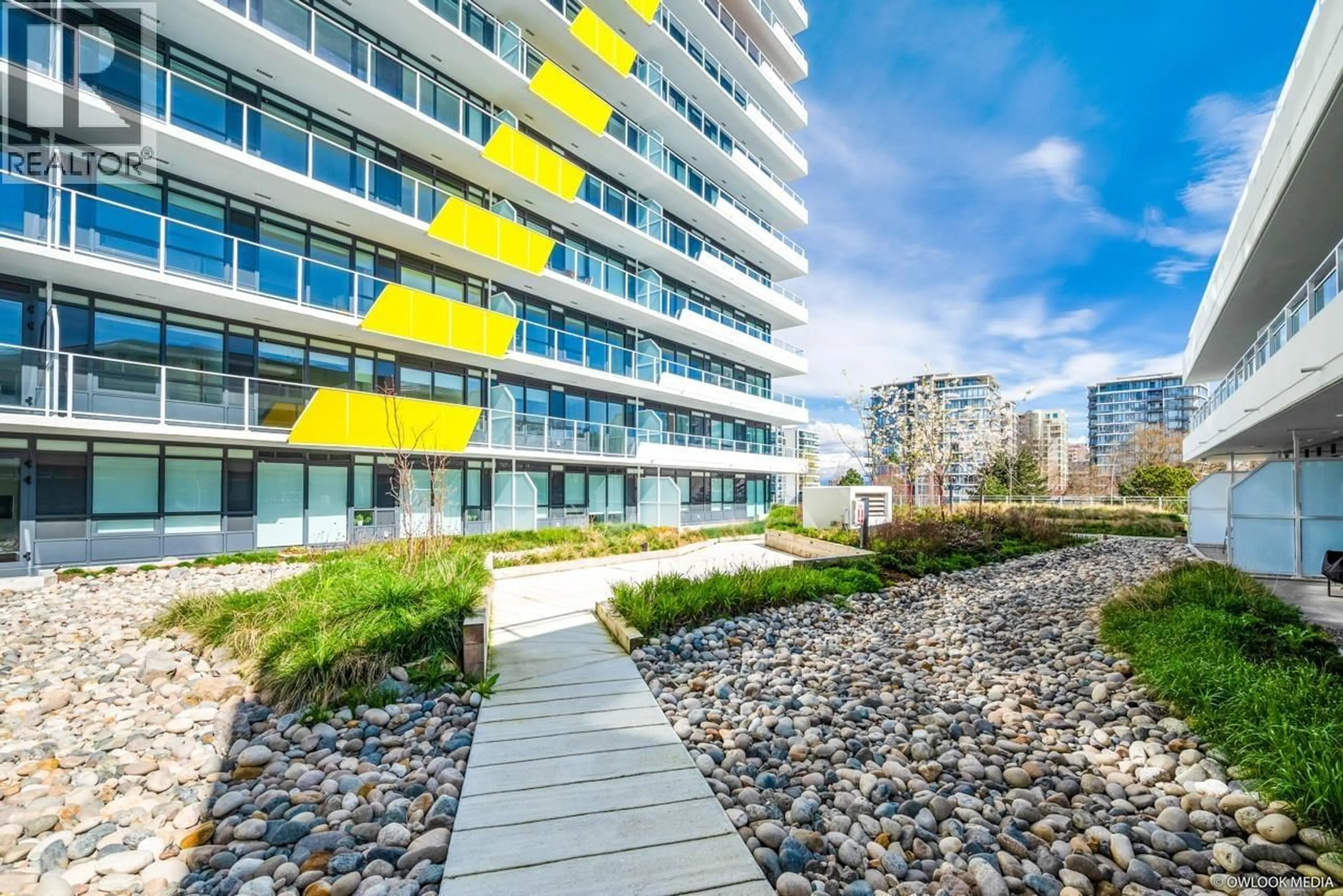 Unknown for 802 - 5766 GILBERT ROAD, Richmond British Columbia V7C0G2