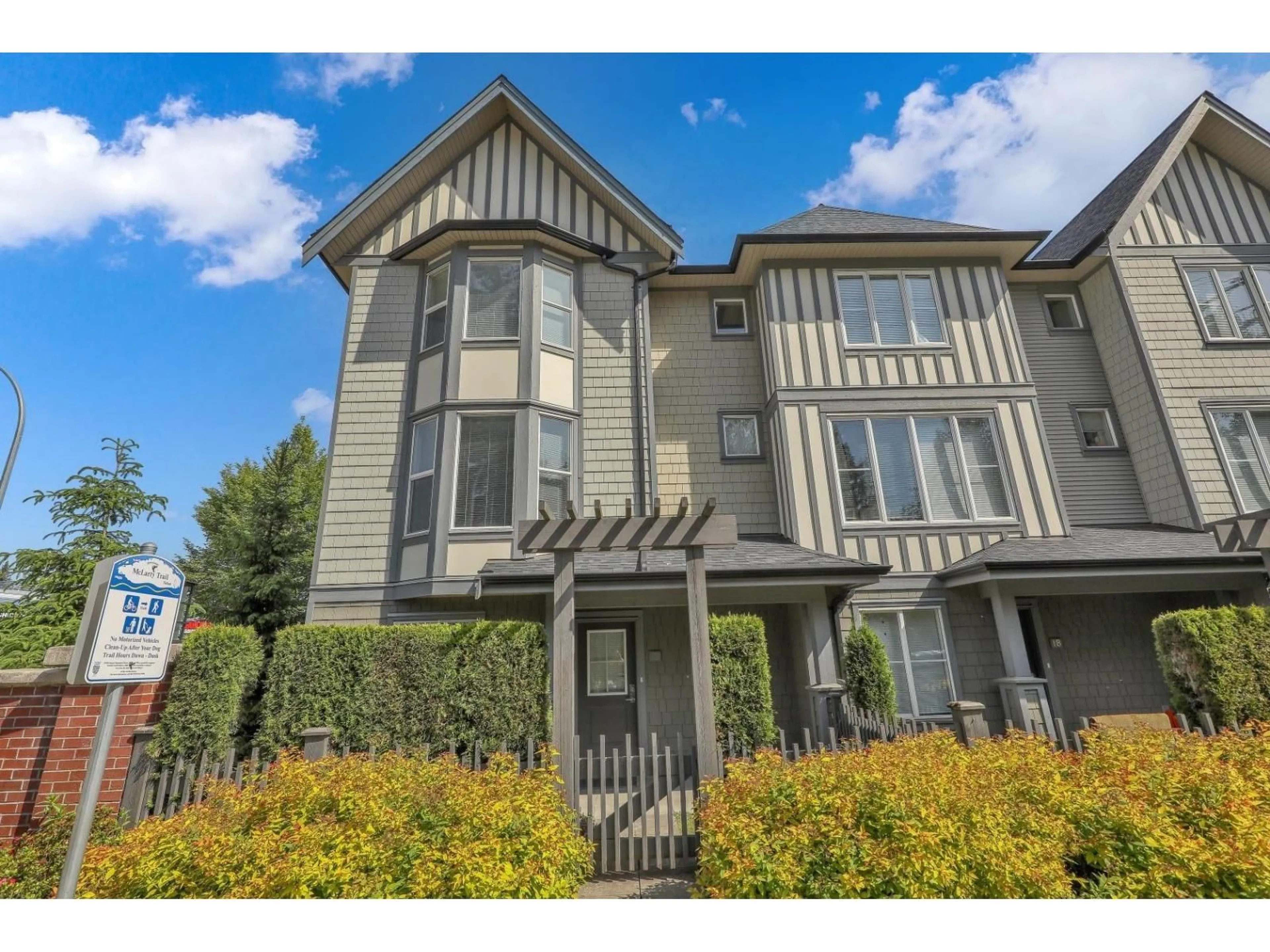 Unknown for 17 - 8050 204 STREET, Langley British Columbia V2Y0X1