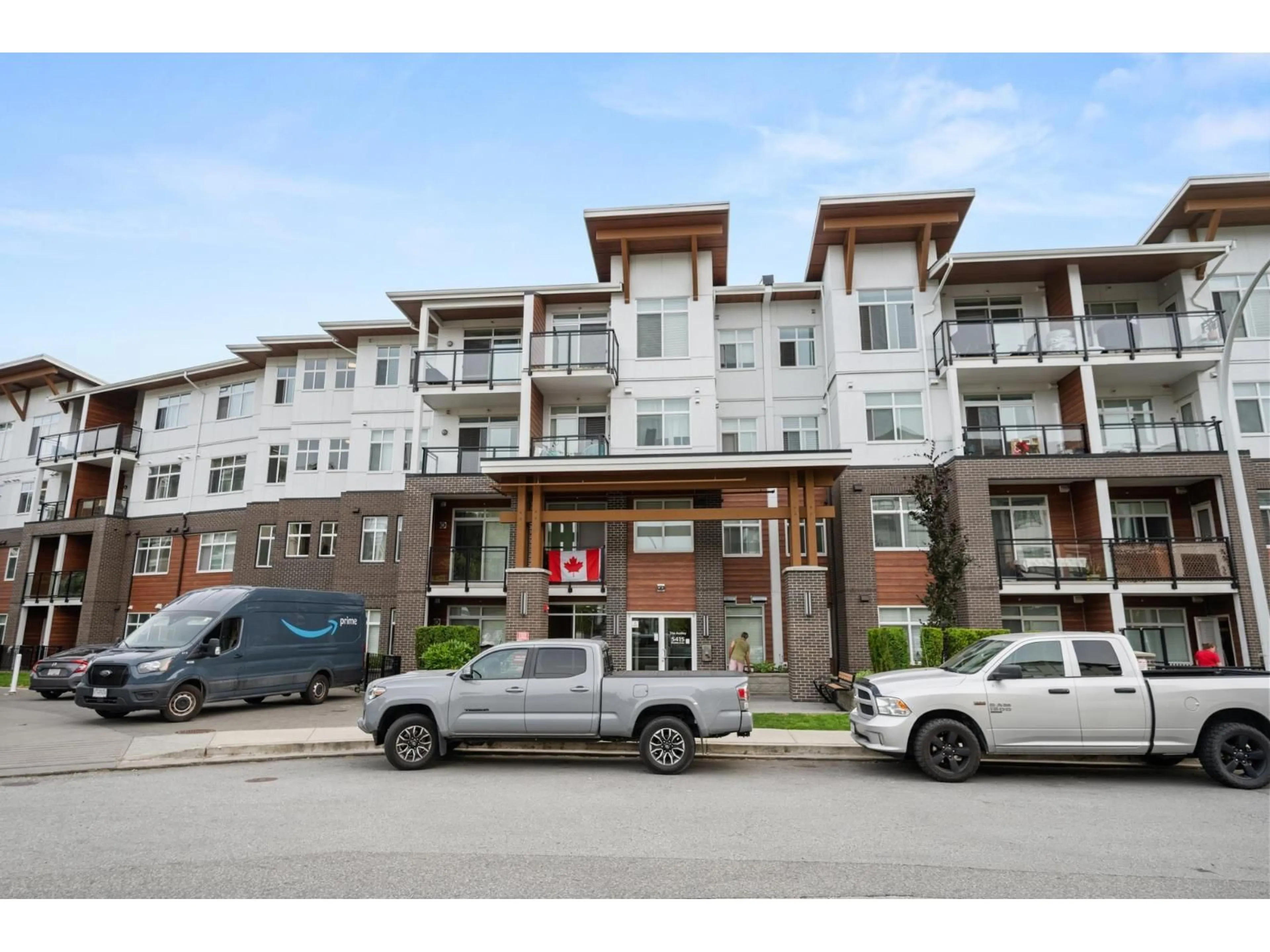 Unknown for 424 - 5415 BRYDON CRESCENT, Langley British Columbia V3A0N4