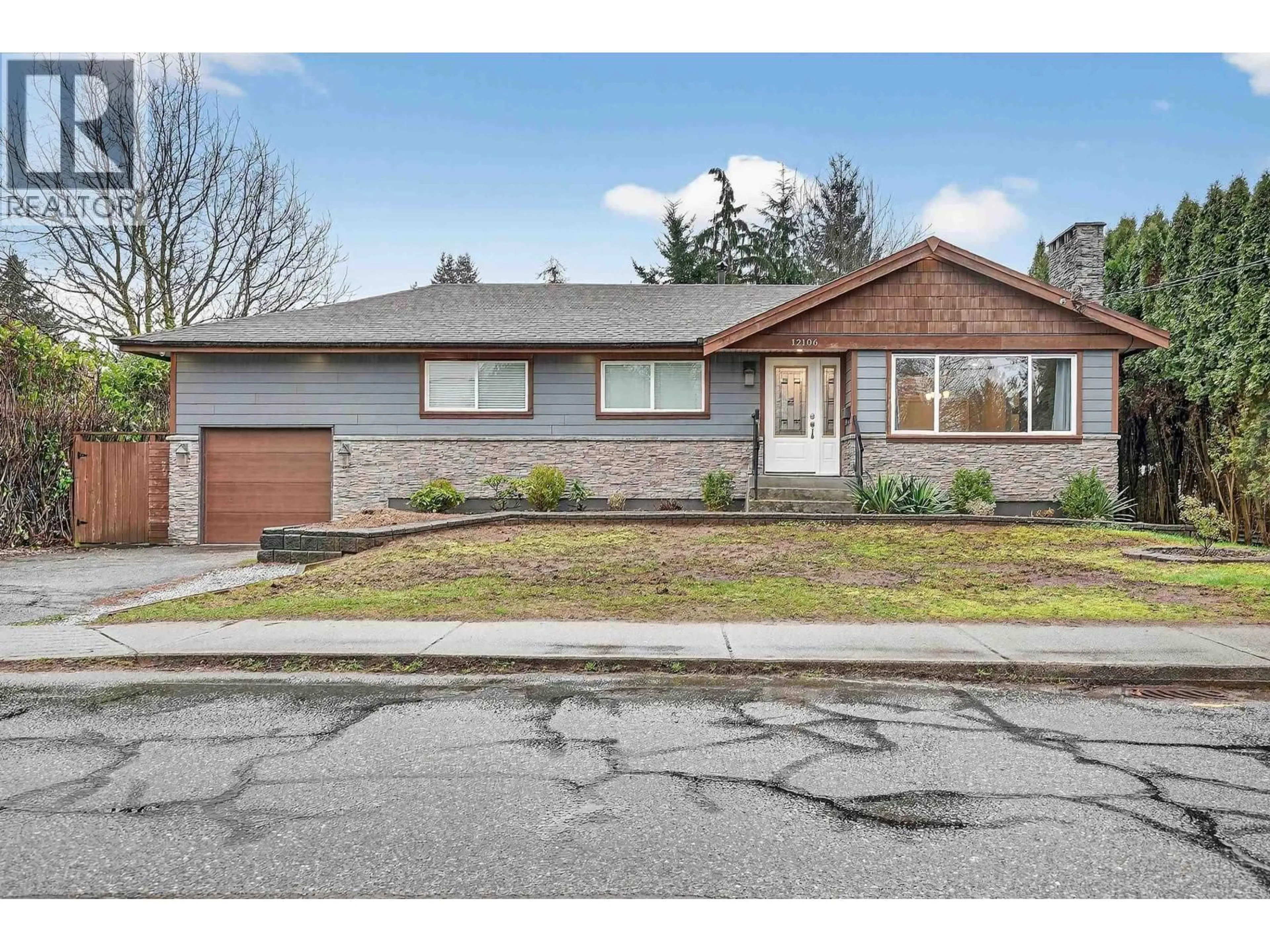 Unknown for 12106 214 STREET, Maple Ridge British Columbia V2X5E1