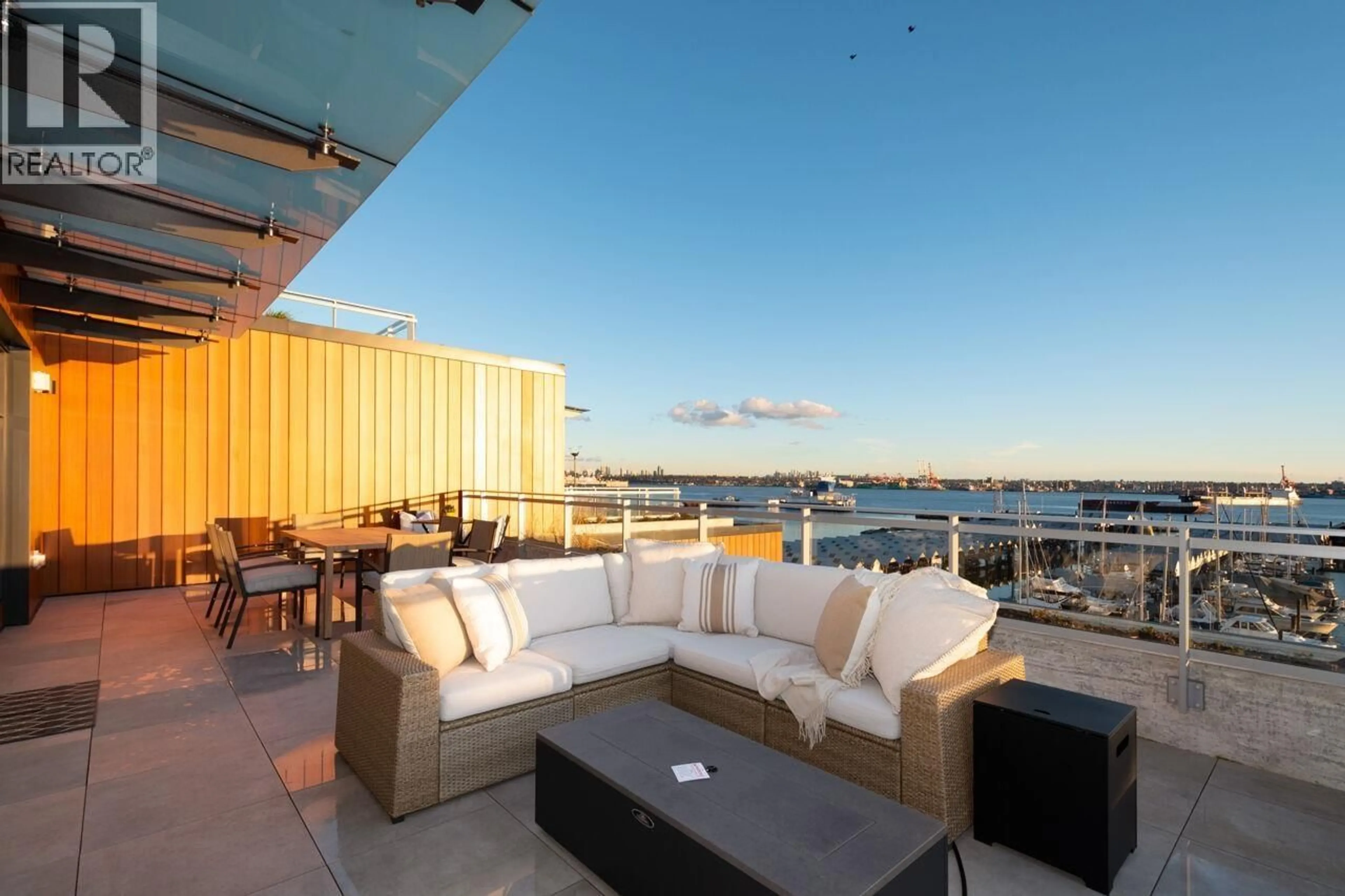 Patio, water/lake/river/ocean view for 520 - 755 HARBOURSIDE DRIVE, North Vancouver British Columbia V7P0G1