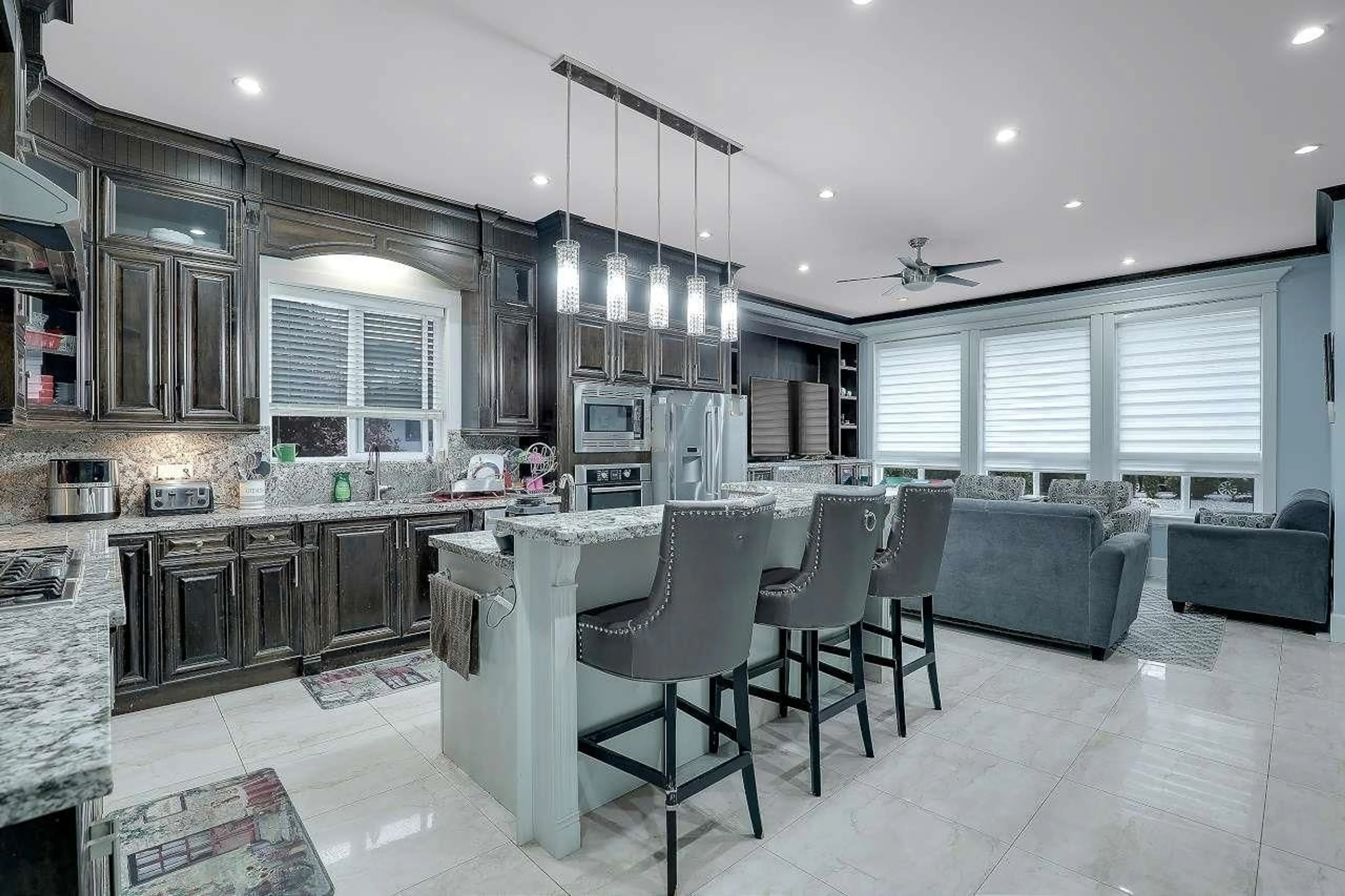 Open concept kitchen, ceramic/tile floor for 11046 80 AVENUE, Delta British Columbia V4C1W5