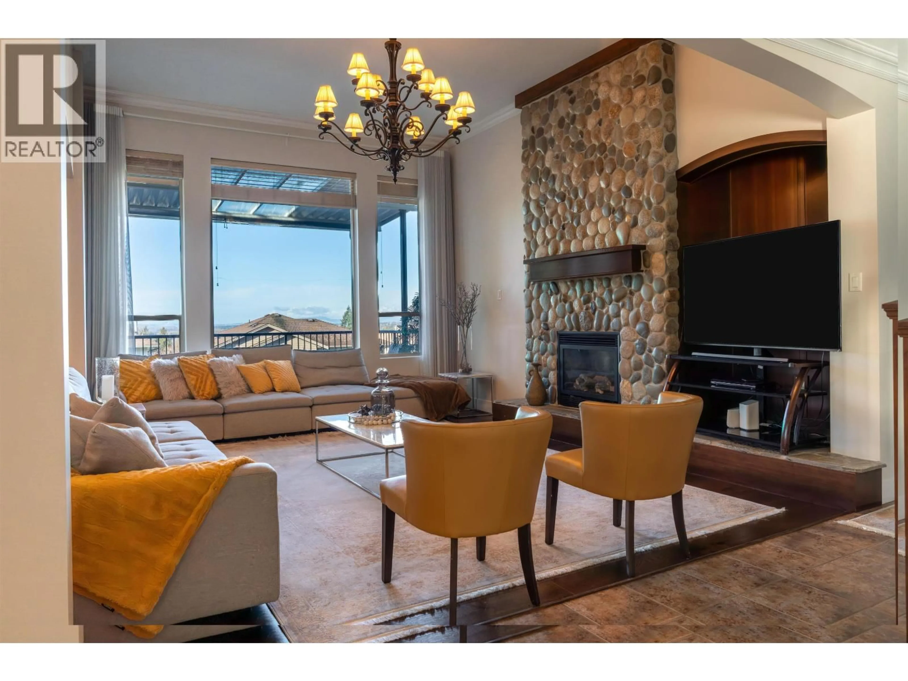 Living room with furniture, ceramic/tile floor for 10707 248 STREET, Maple Ridge British Columbia V2W1G6