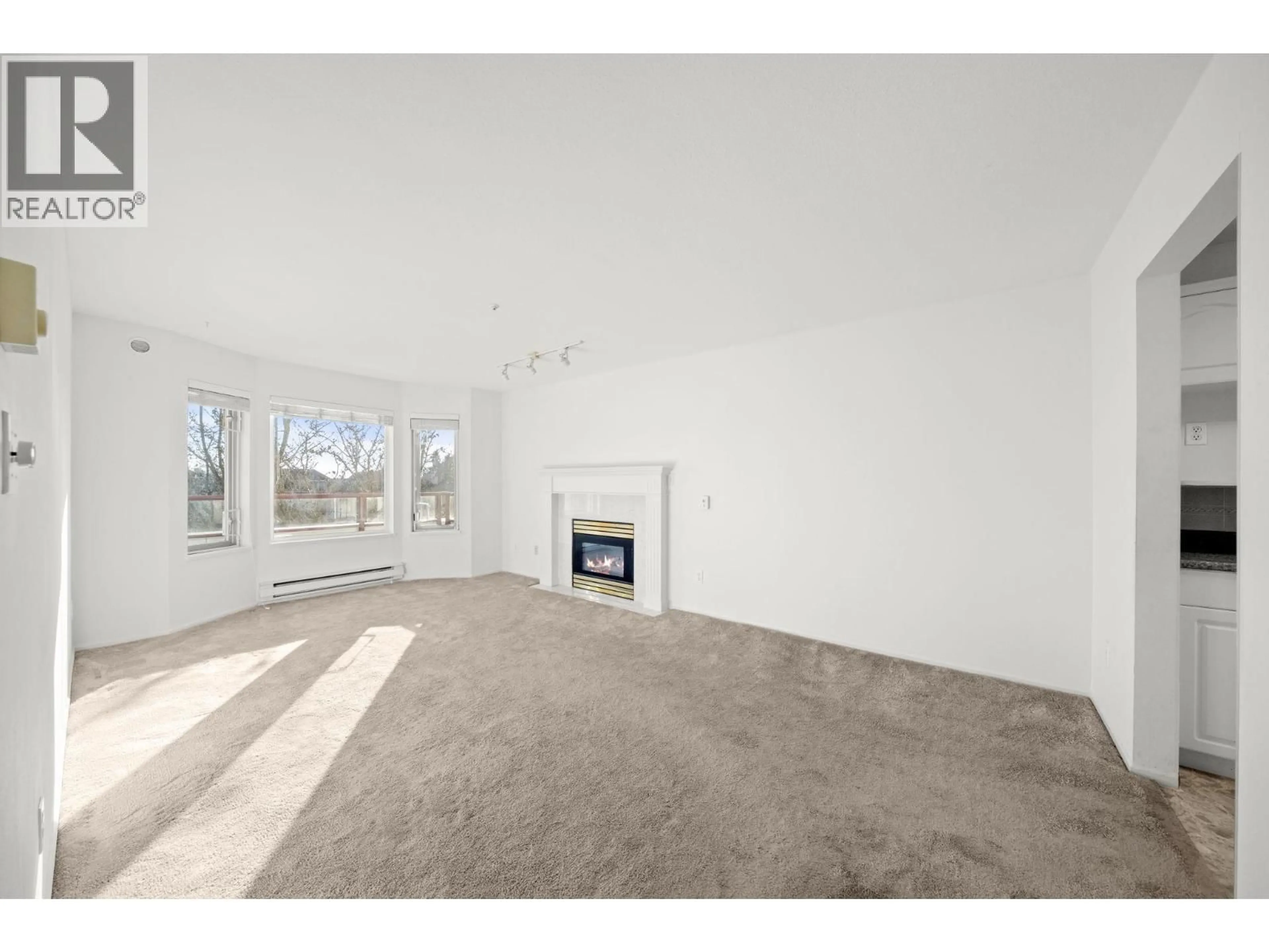 Unknown for 201 - 11771 DANIELS ROAD, Richmond British Columbia V6X1M7