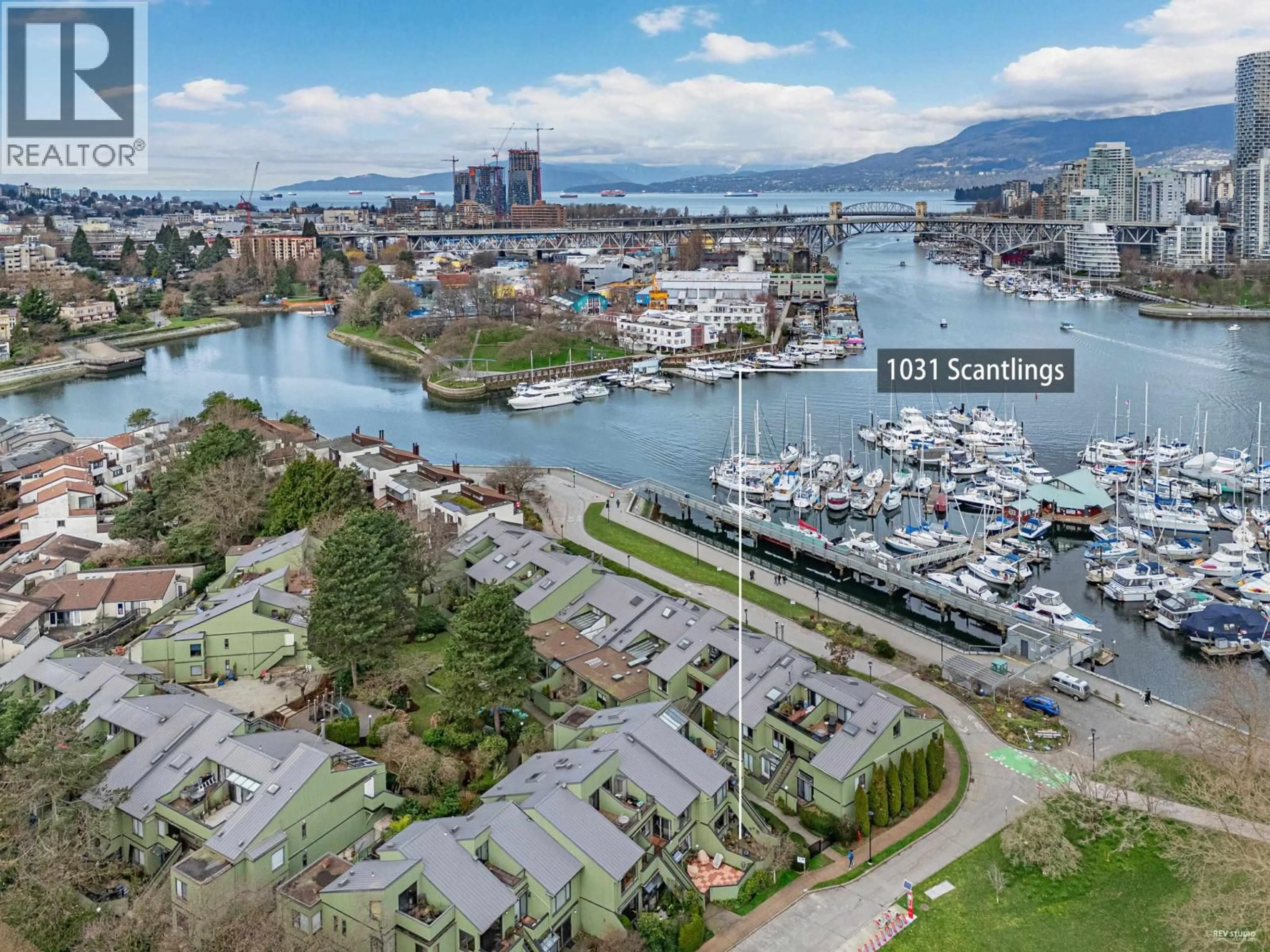 A pic from outside/outdoor area/front of a property/back of a property/a pic from drone, water/lake/river/ocean view for 1031 SCANTLINGS QUAY, Vancouver British Columbia V6H3N9