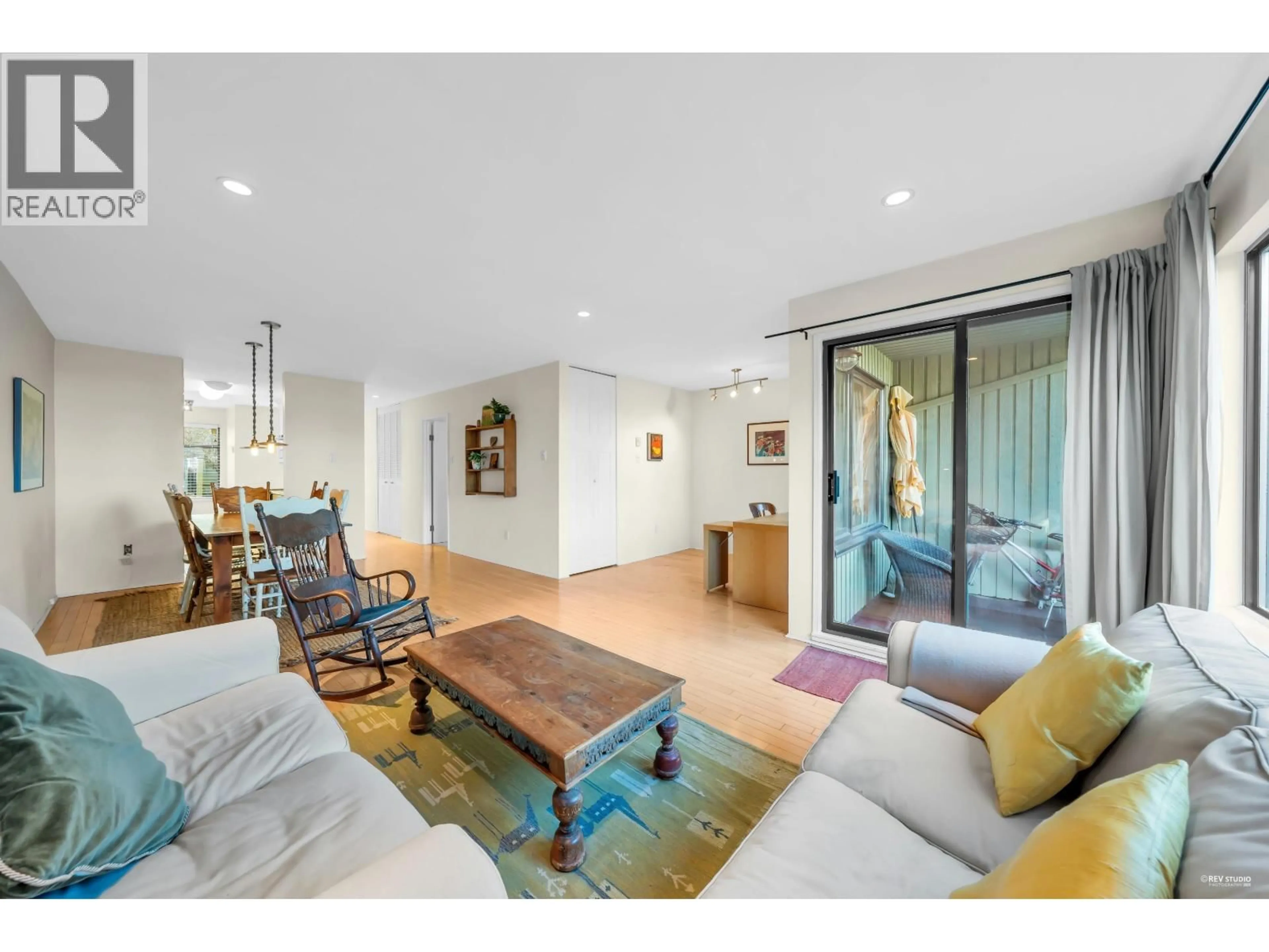 Living room with furniture, unknown for 1031 SCANTLINGS QUAY, Vancouver British Columbia V6H3N9