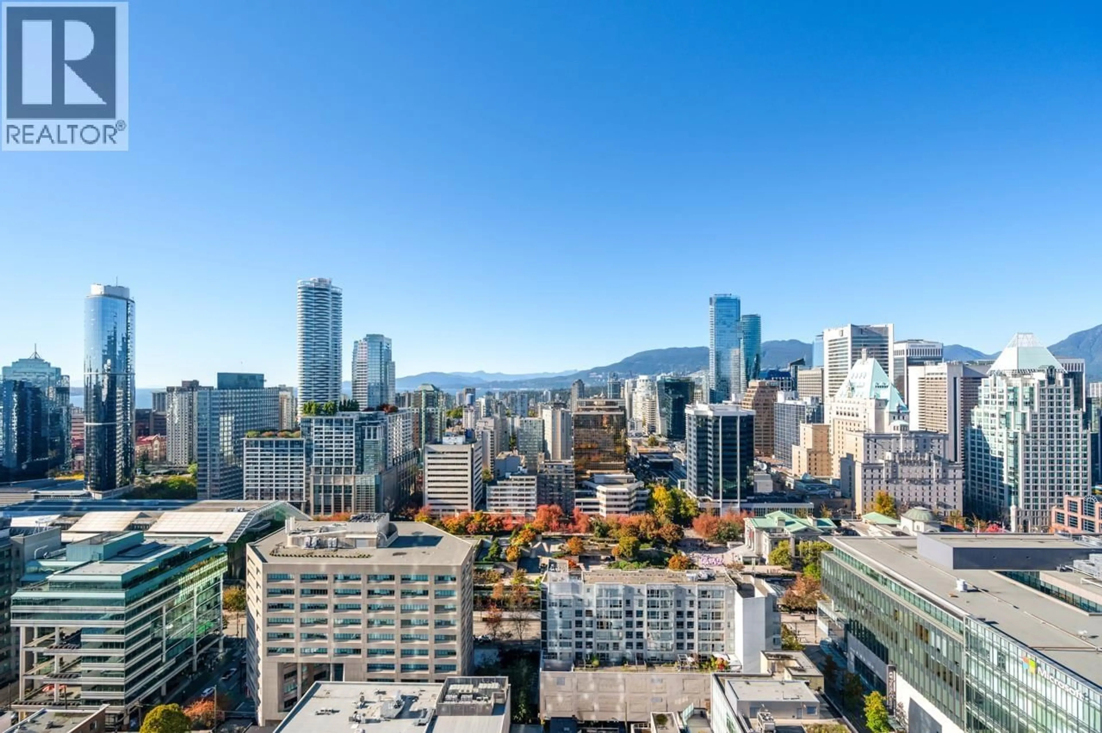 A pic from outside/outdoor area/front of a property/back of a property/a pic from drone, city buildings view from balcony for 3107 - 833 SEYMOUR STREET, Vancouver British Columbia V6B0G4