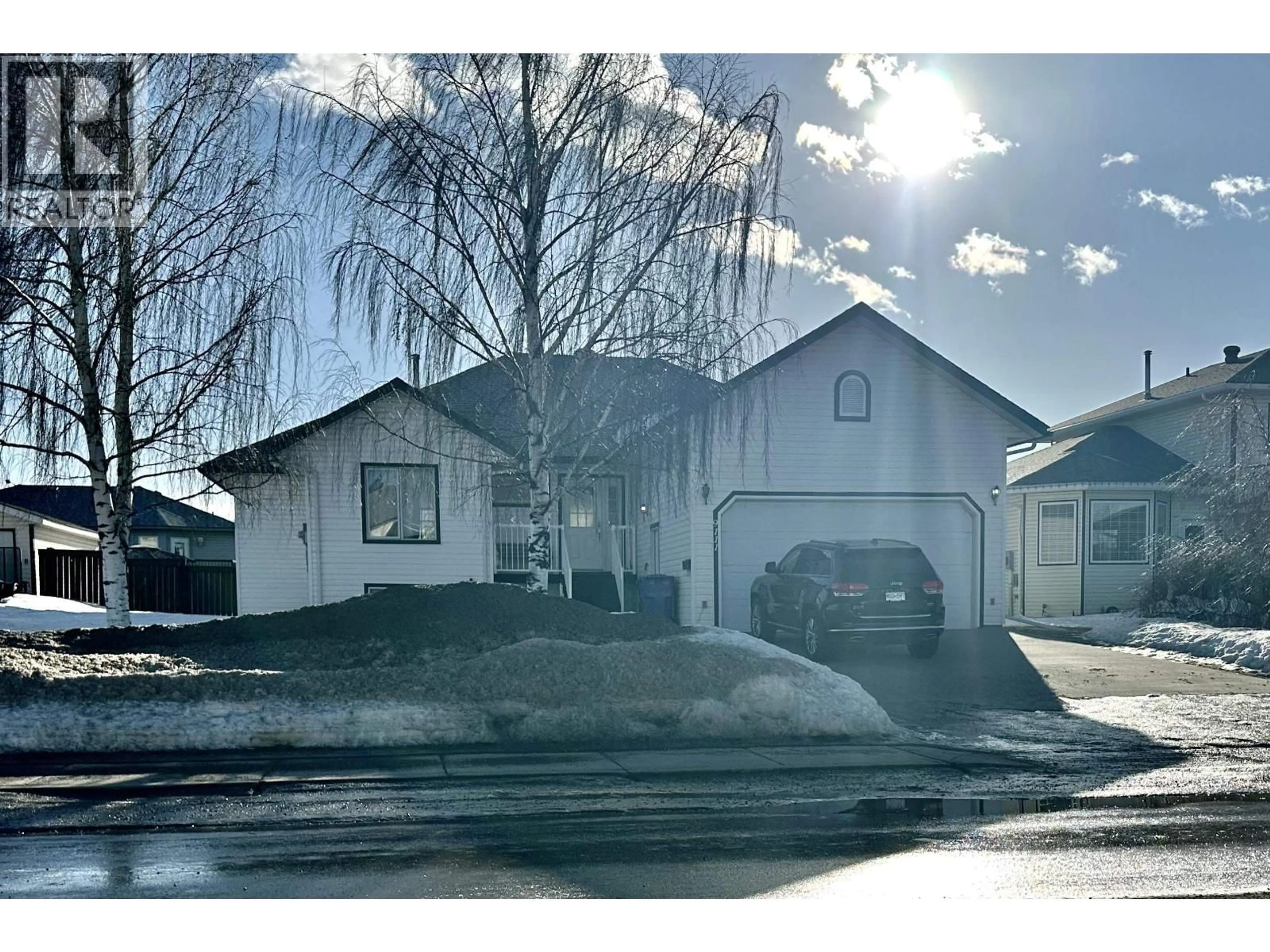 Blurry image for 9111 112 AVENUE, Fort St. John British Columbia V1J6G2