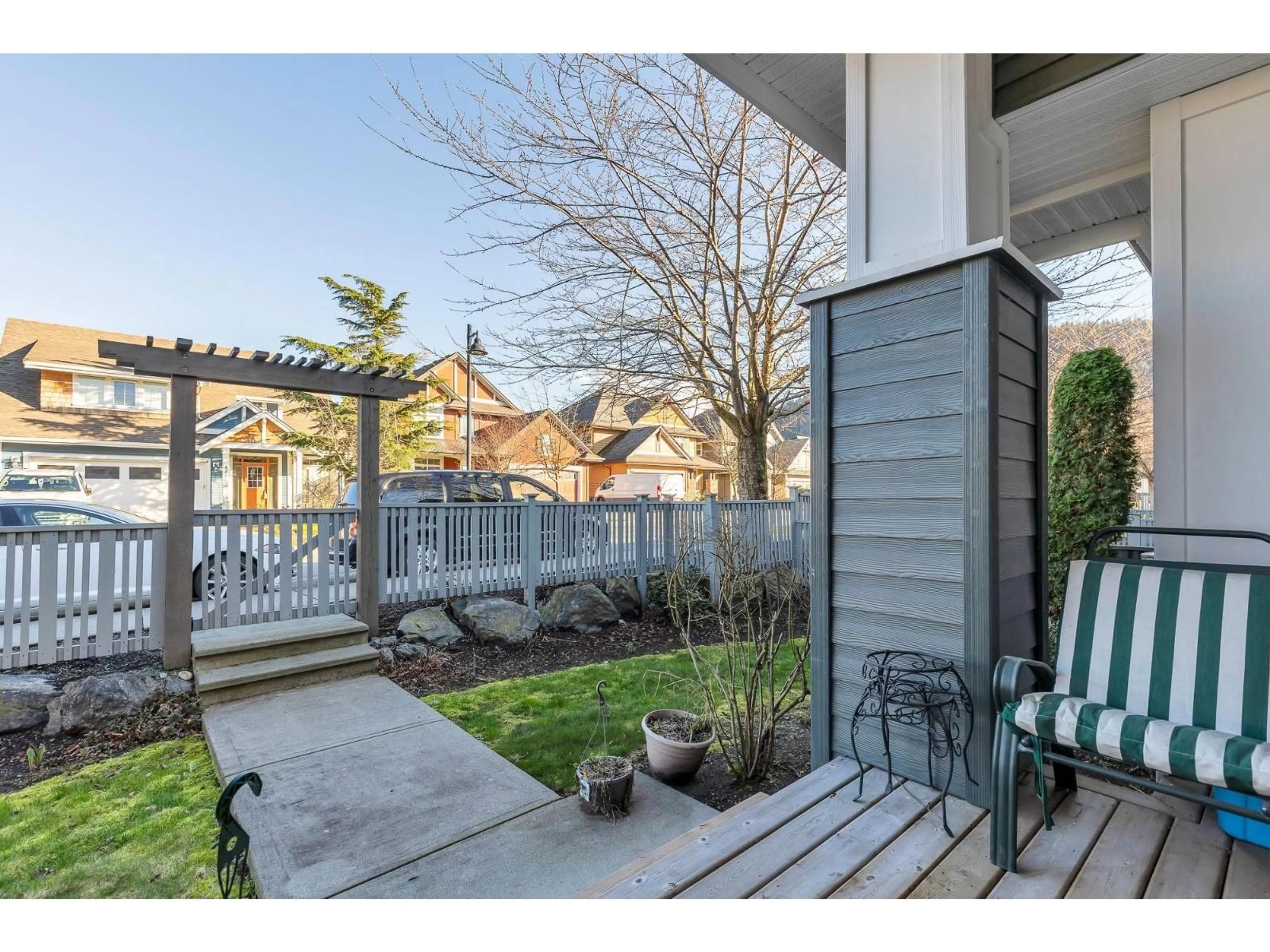 Patio, street for 16 - 5469 CHINOOK STREET, Chilliwack British Columbia V2R0T5