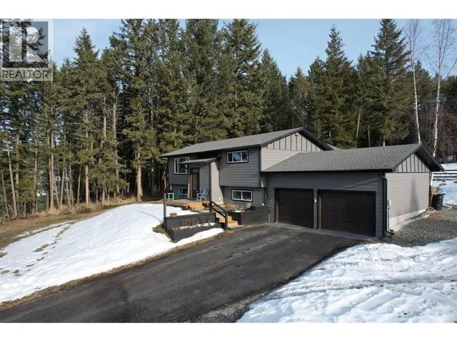 4737 SUSSNEE ROAD, 100 Mile House 3