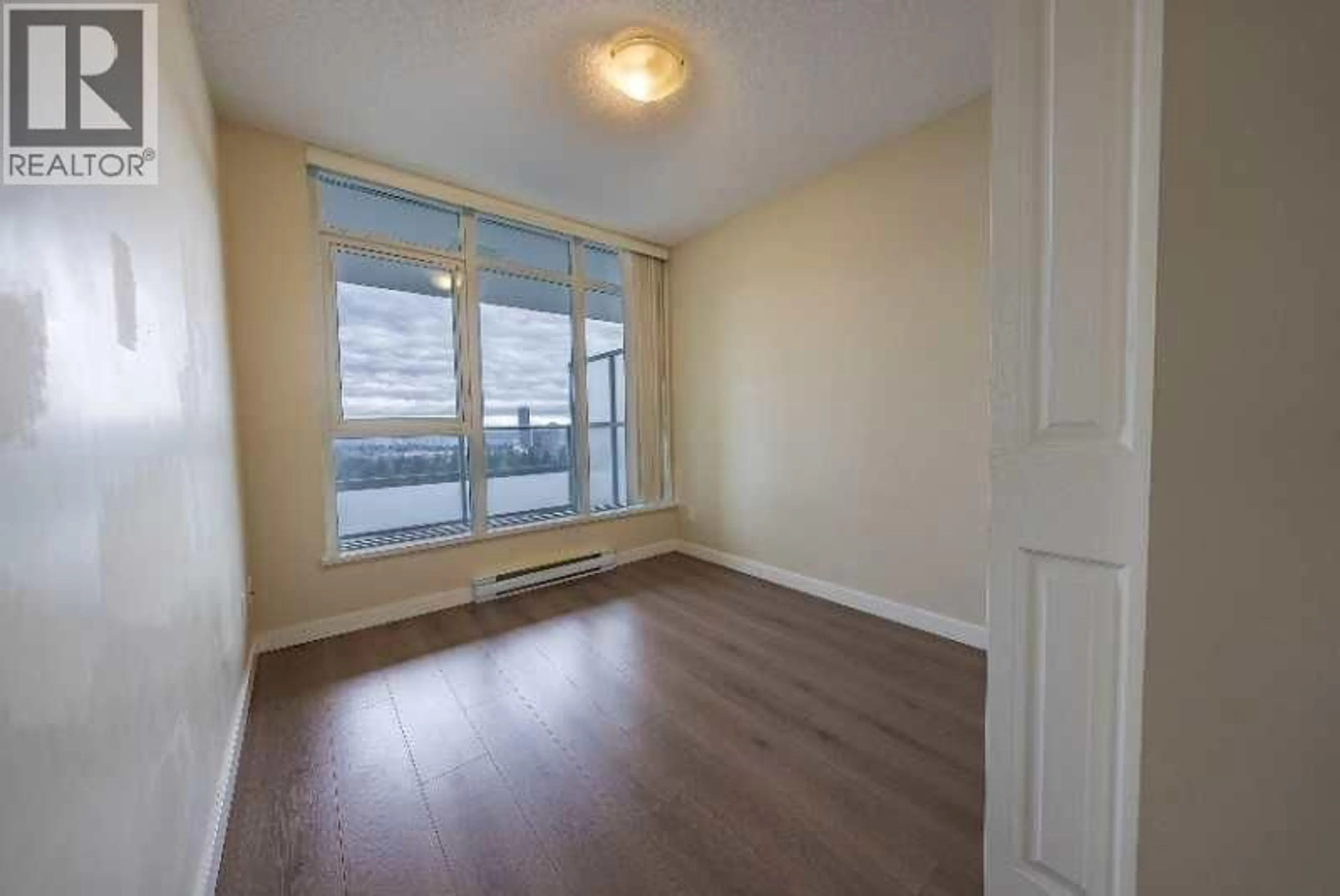 A pic of a room for 2205 - 6688 ARCOLA STREET, Burnaby British Columbia V5E0B3