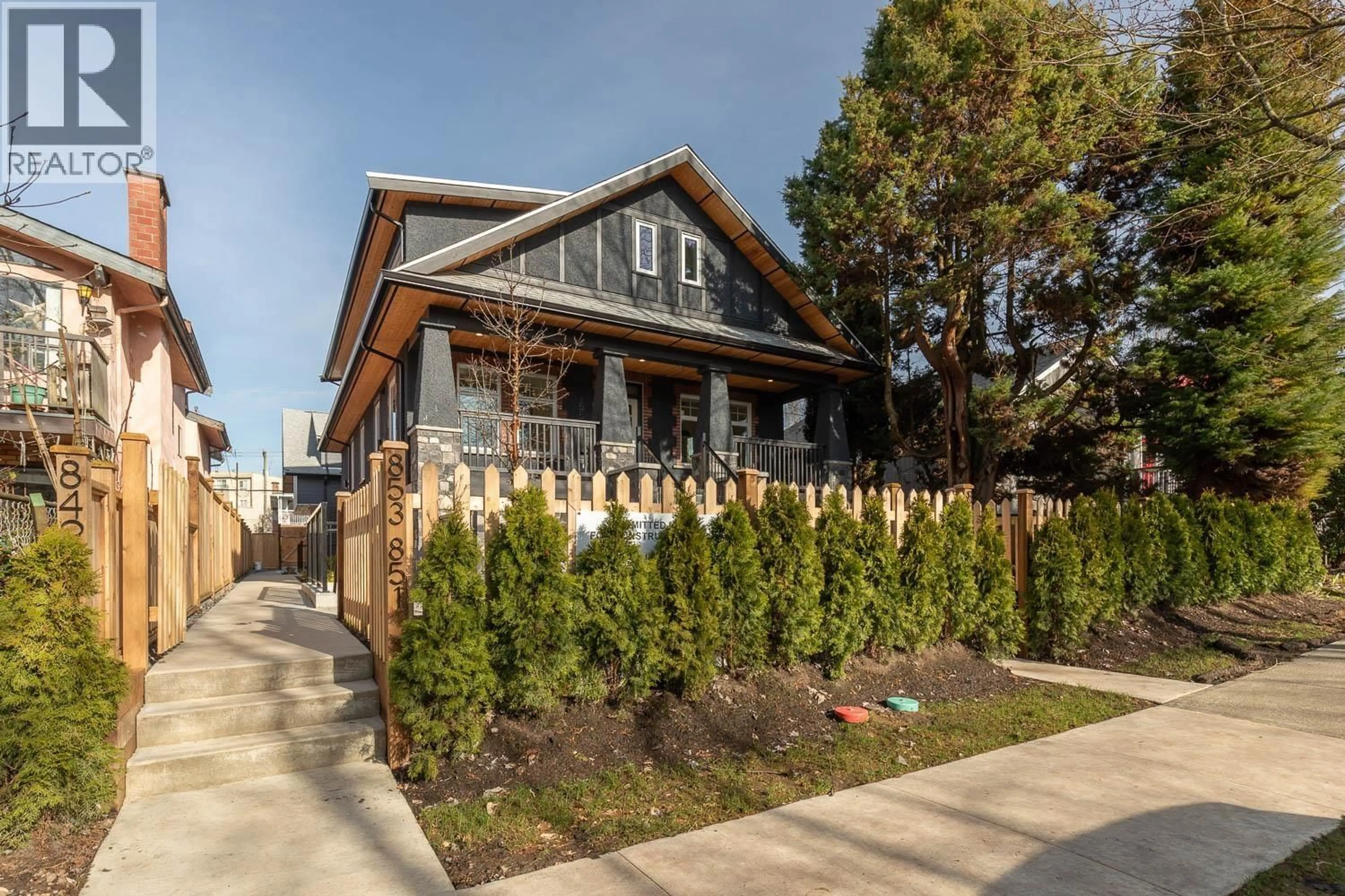 Home with brick exterior material, street for 853 19TH AVENUE, Vancouver British Columbia V5V1K6