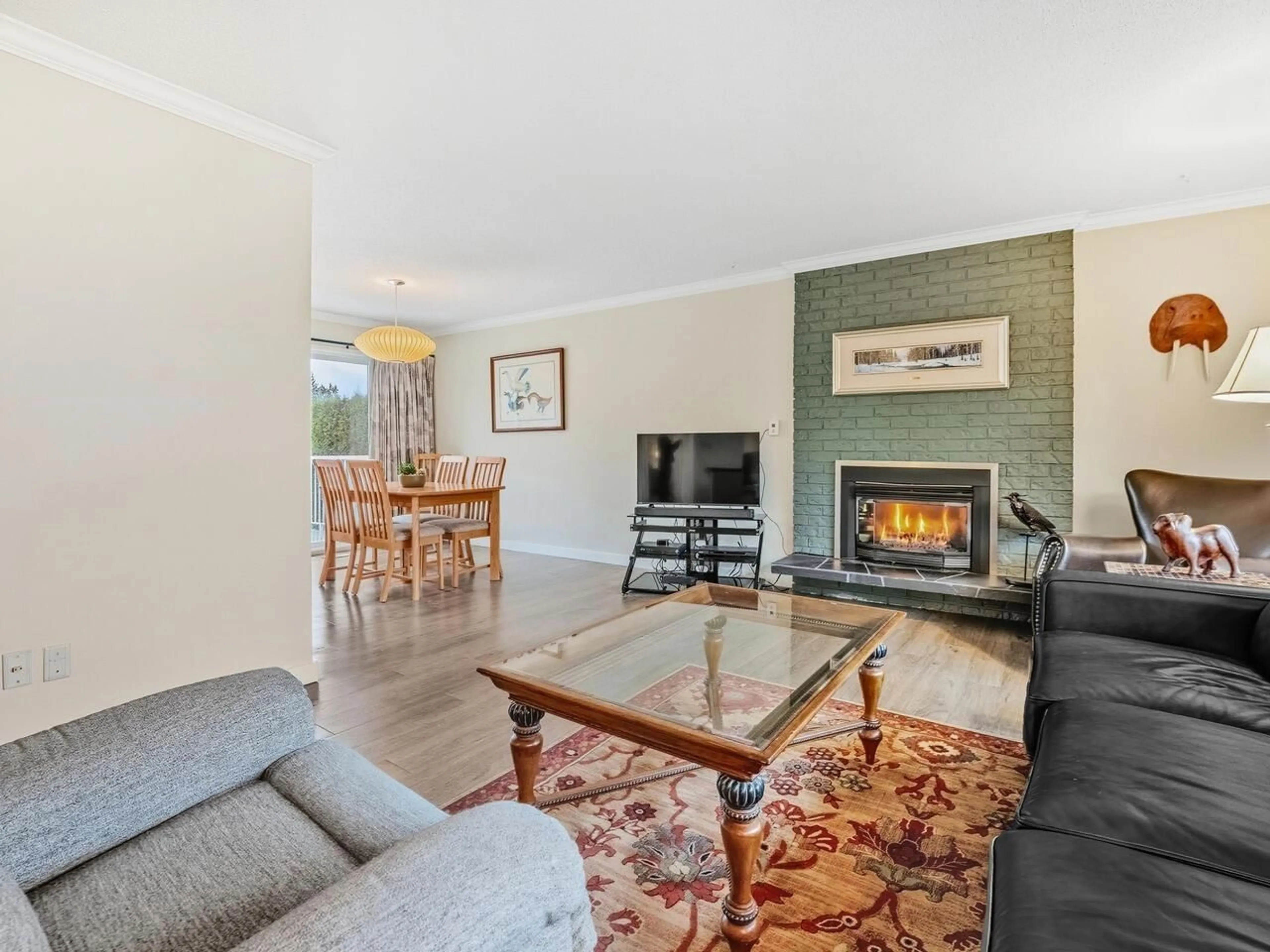 Living room with furniture, unknown for 8884 HADDEN STREET, Langley British Columbia V1M2S5