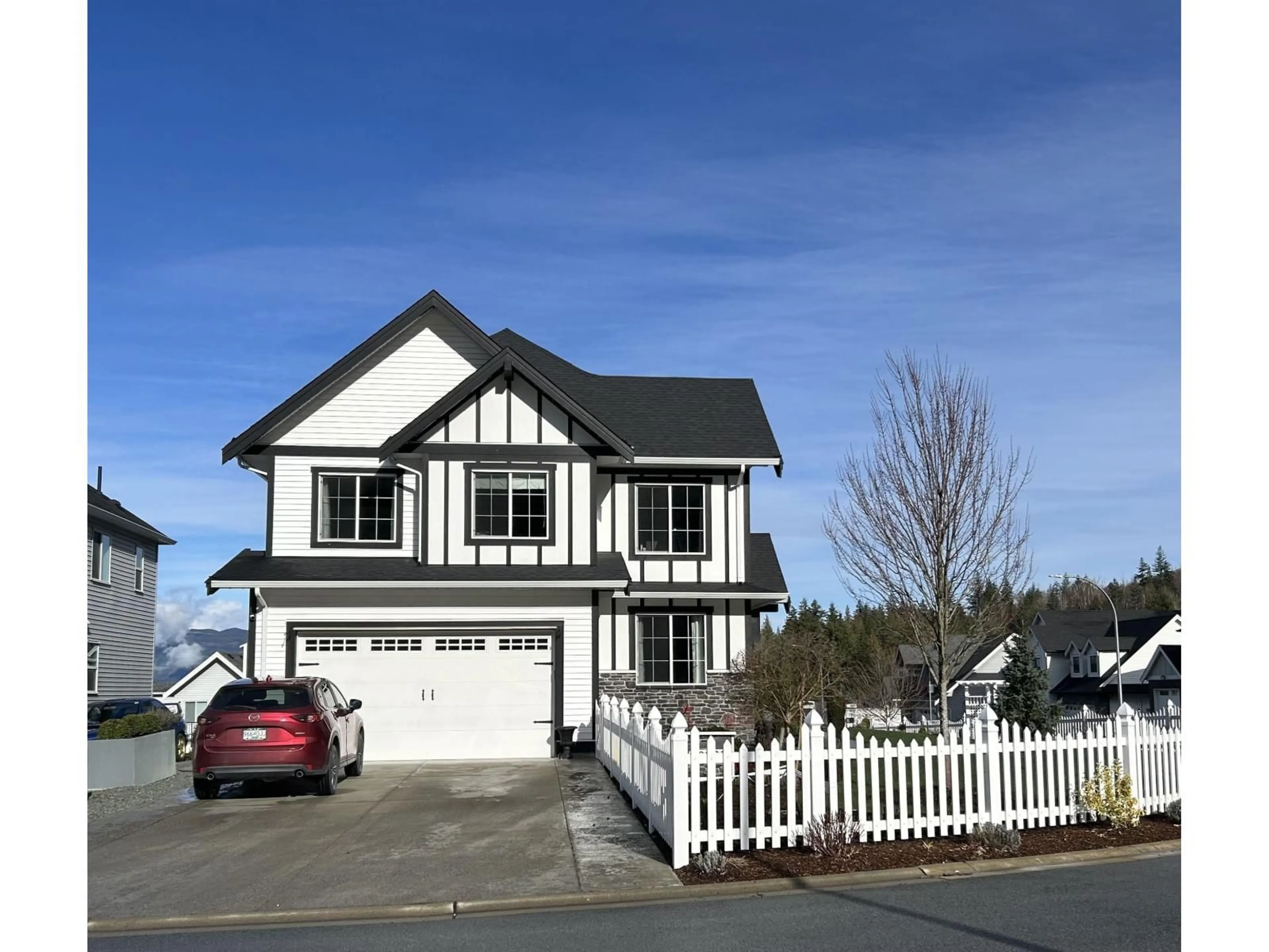 Home with vinyl exterior material, street for 50221 KENSINGTON DRIVE, Chilliwack British Columbia V4Z1J5