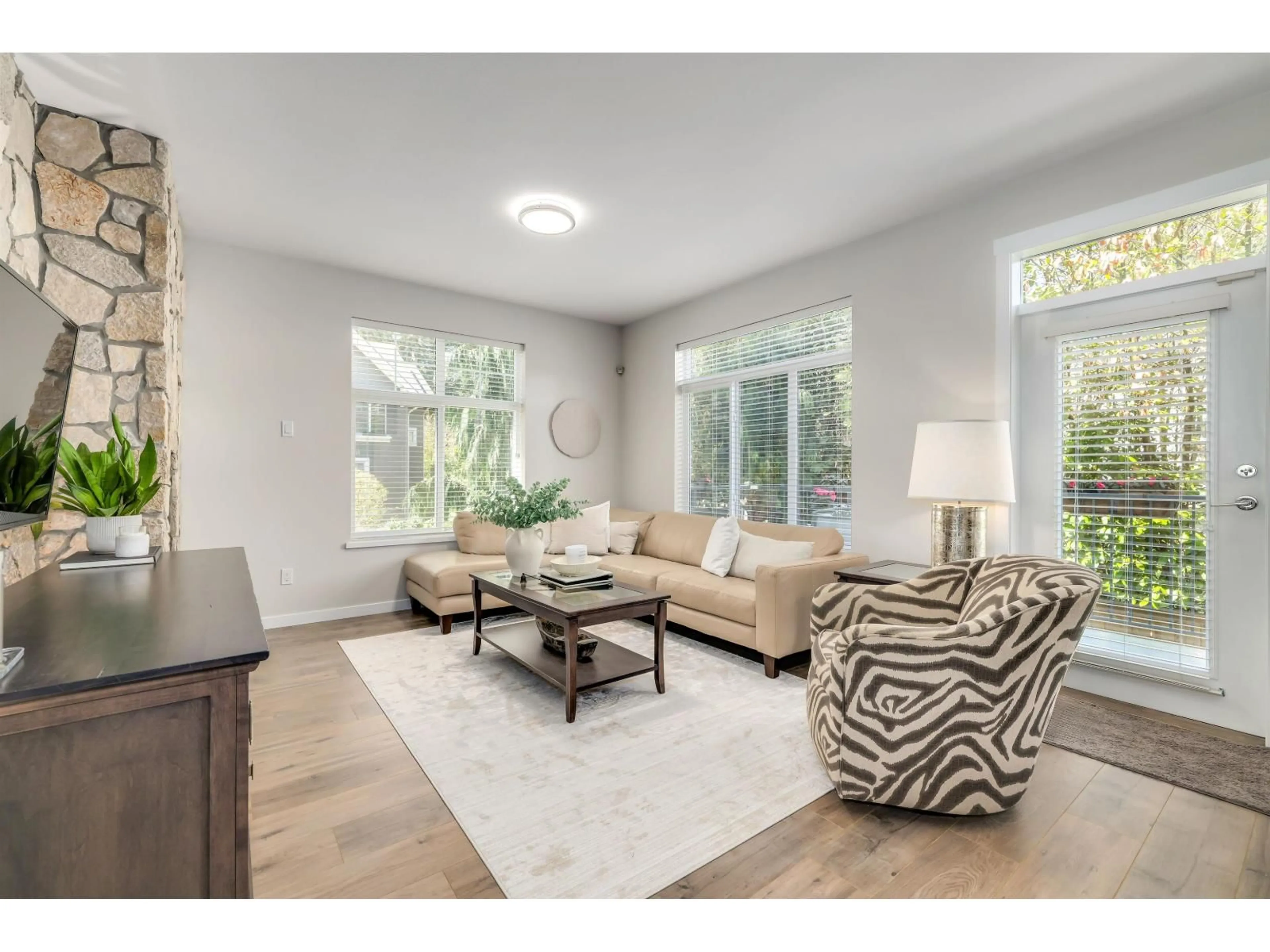 Living room with furniture, unknown for 19 - 253 171 STREET, Surrey British Columbia V3Z9P4