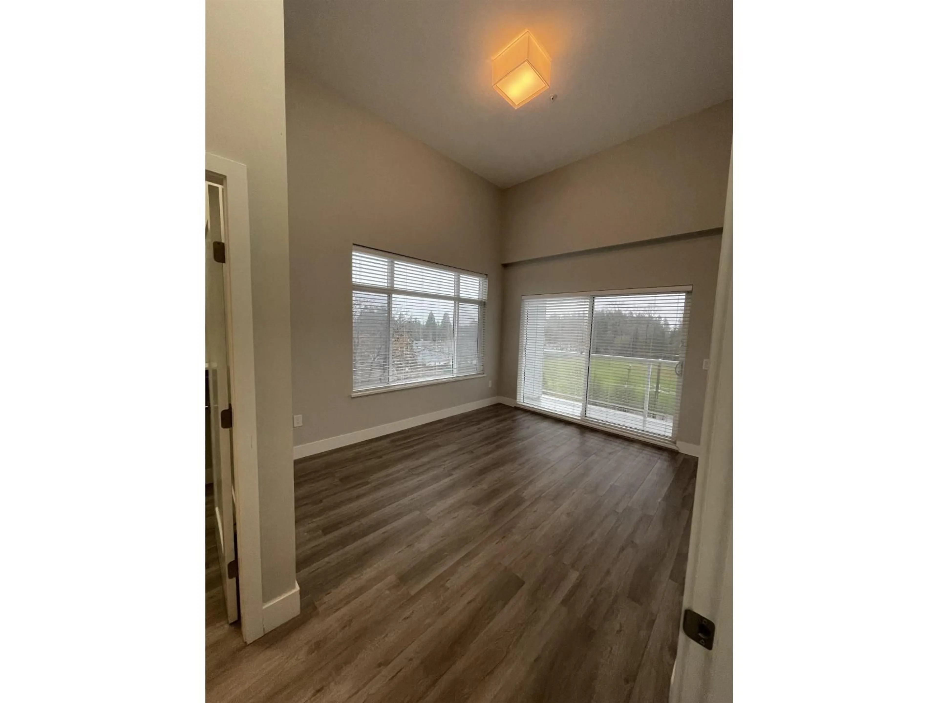 A pic of a room for 605 - 9015 120 STREET, Delta British Columbia V4C0E3