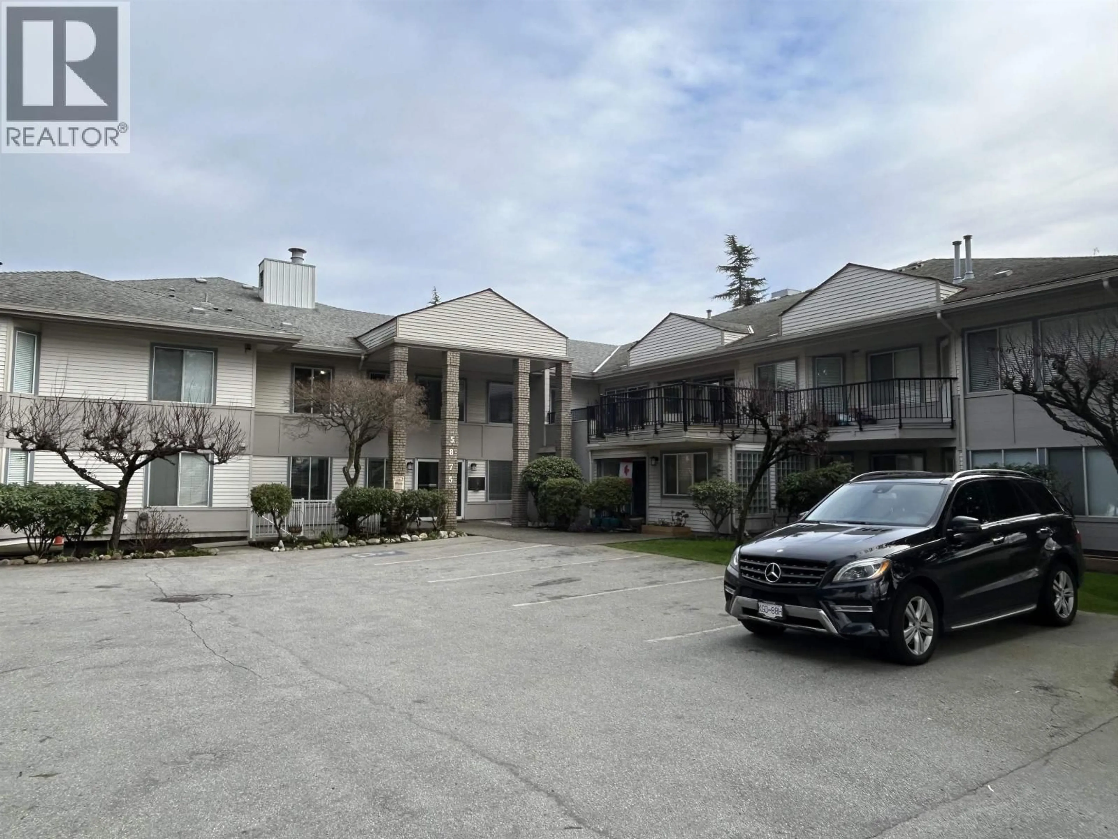 Unknown for 105 - 5875 IMPERIAL STREET, Burnaby British Columbia V5J1G4