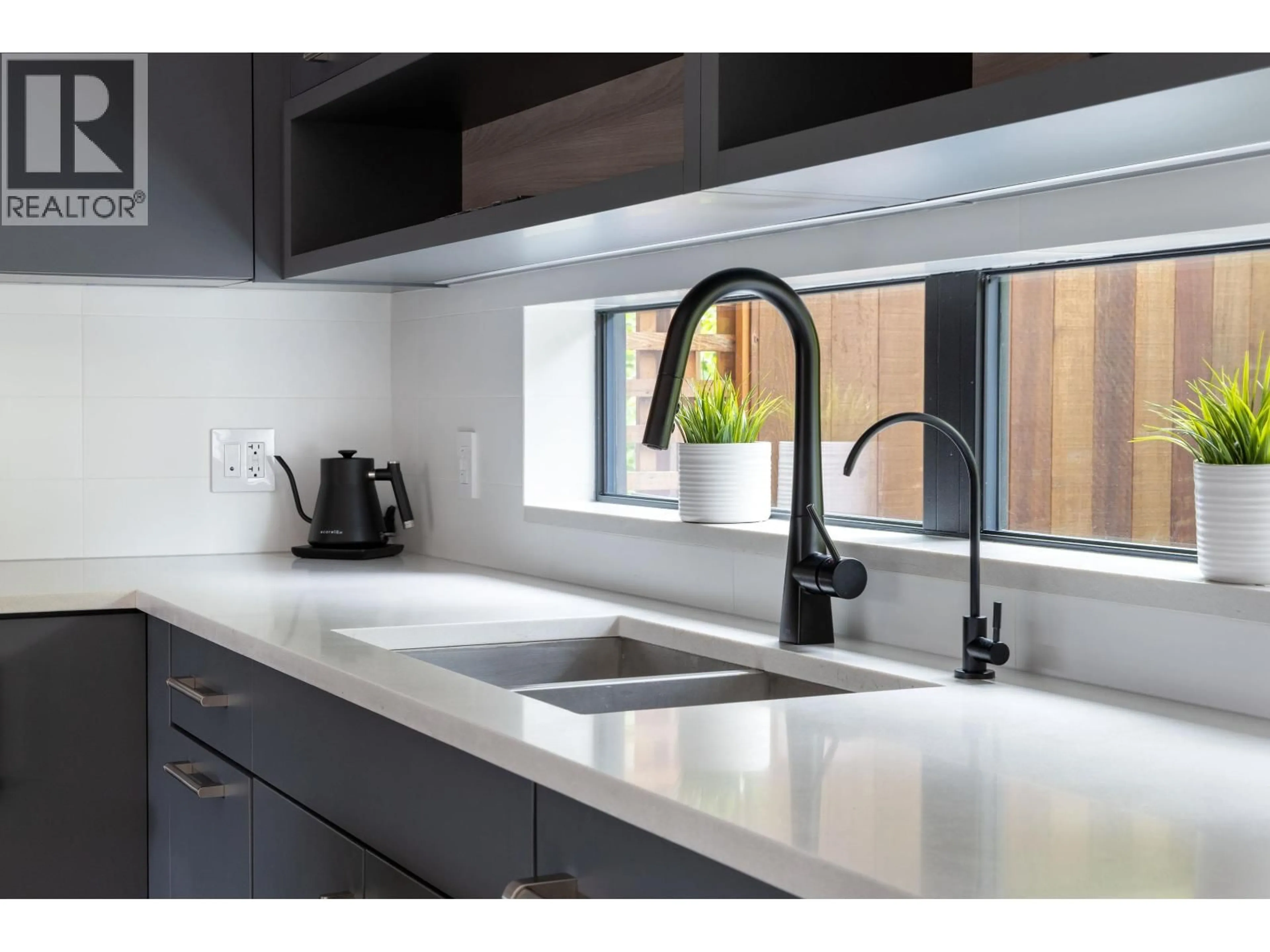 Contemporary kitchen, ceramic/tile floor for 8 - 1350 CLOUDBURST DRIVE, Whistler British Columbia V8E1N6