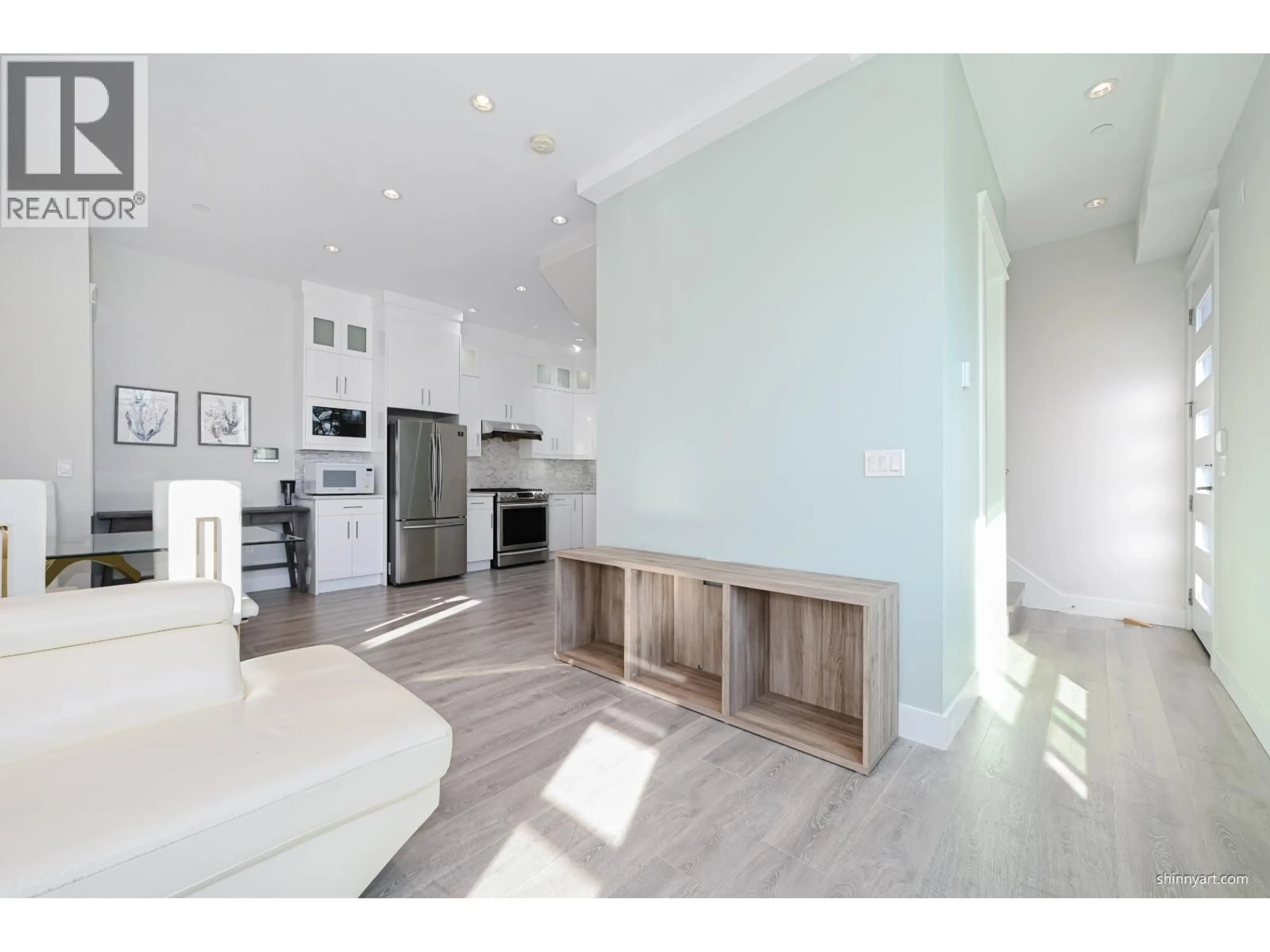 Open concept kitchen, unknown for 4737 GOTHARD STREET, Vancouver British Columbia V5R3L1