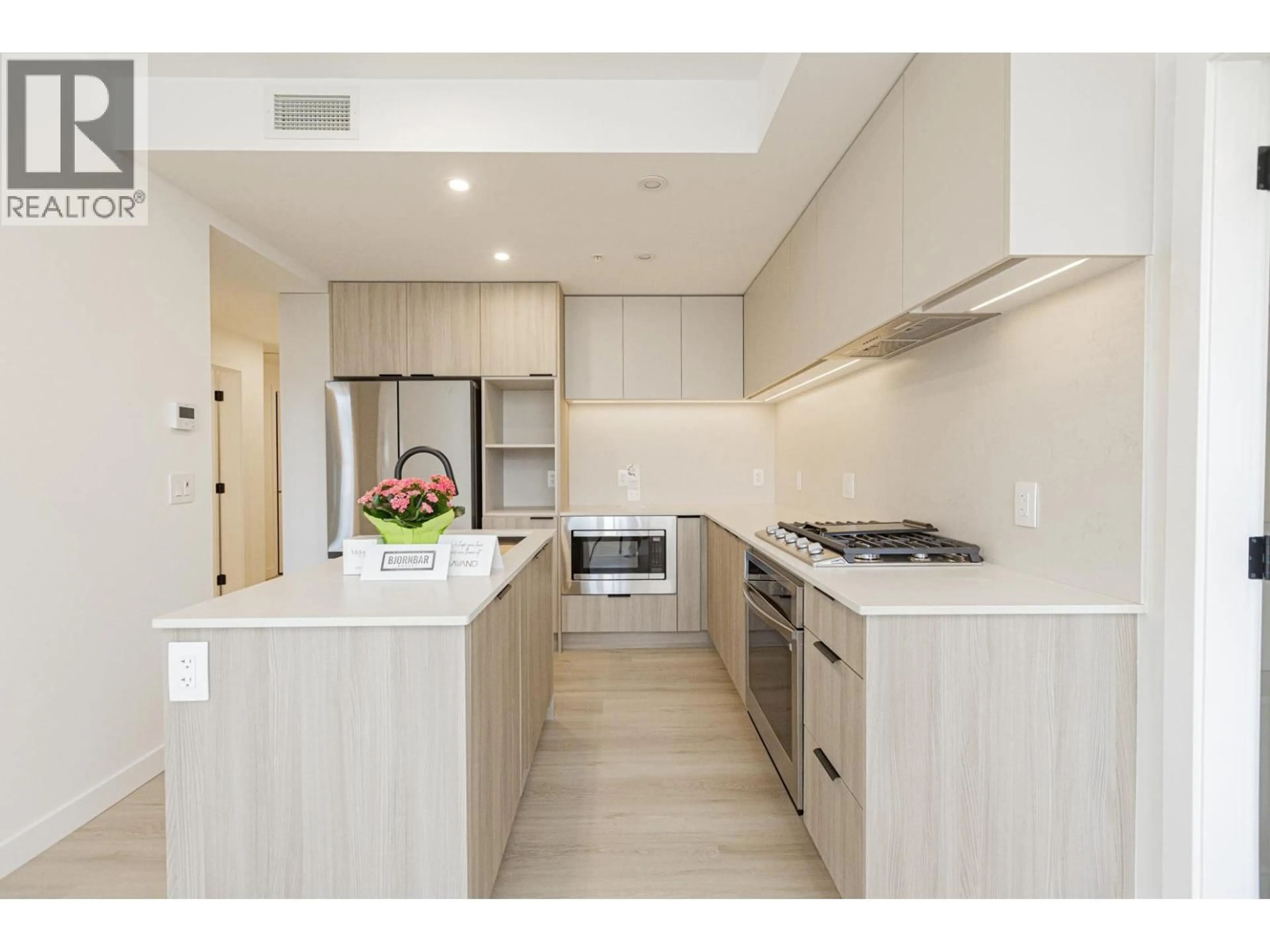 Unknown for 409 - 623 KEMSLEY AVENUE, Coquitlam British Columbia V3J3Z4