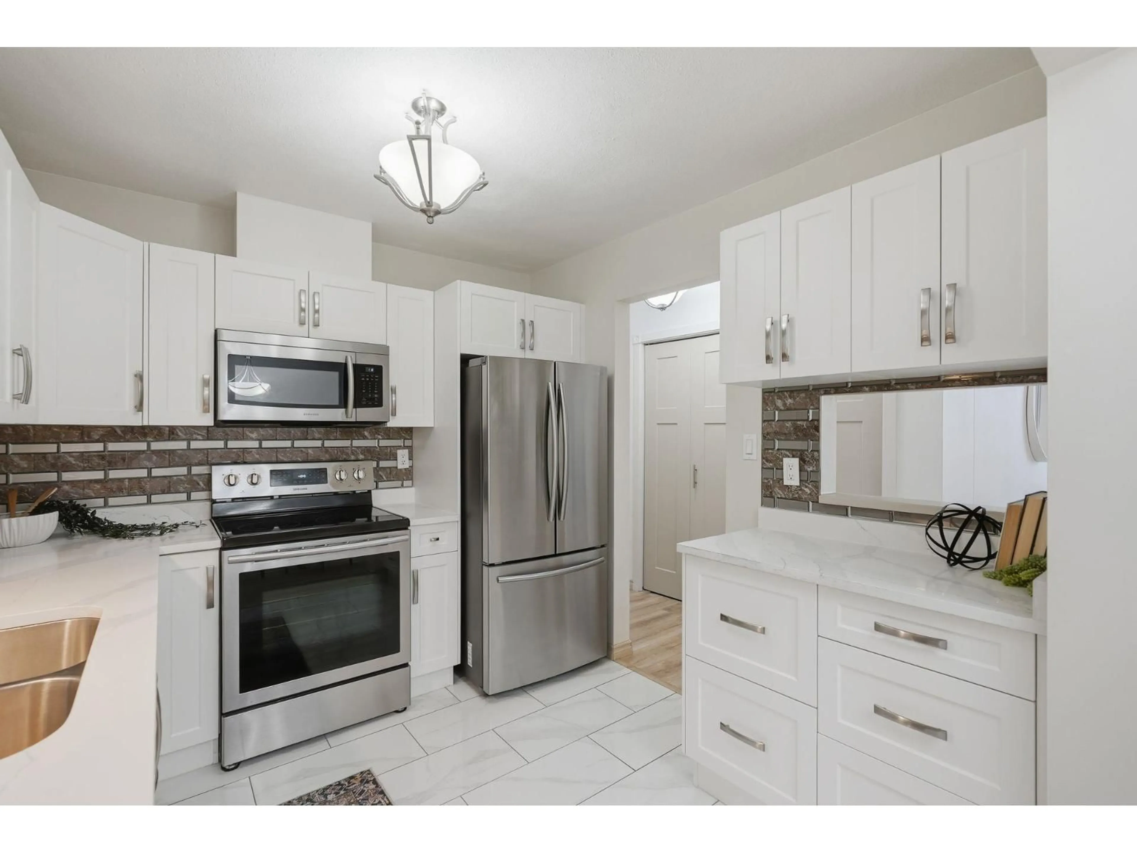 Unknown for 311 - 2414 CHURCH STREET, Abbotsford British Columbia V2T3J7