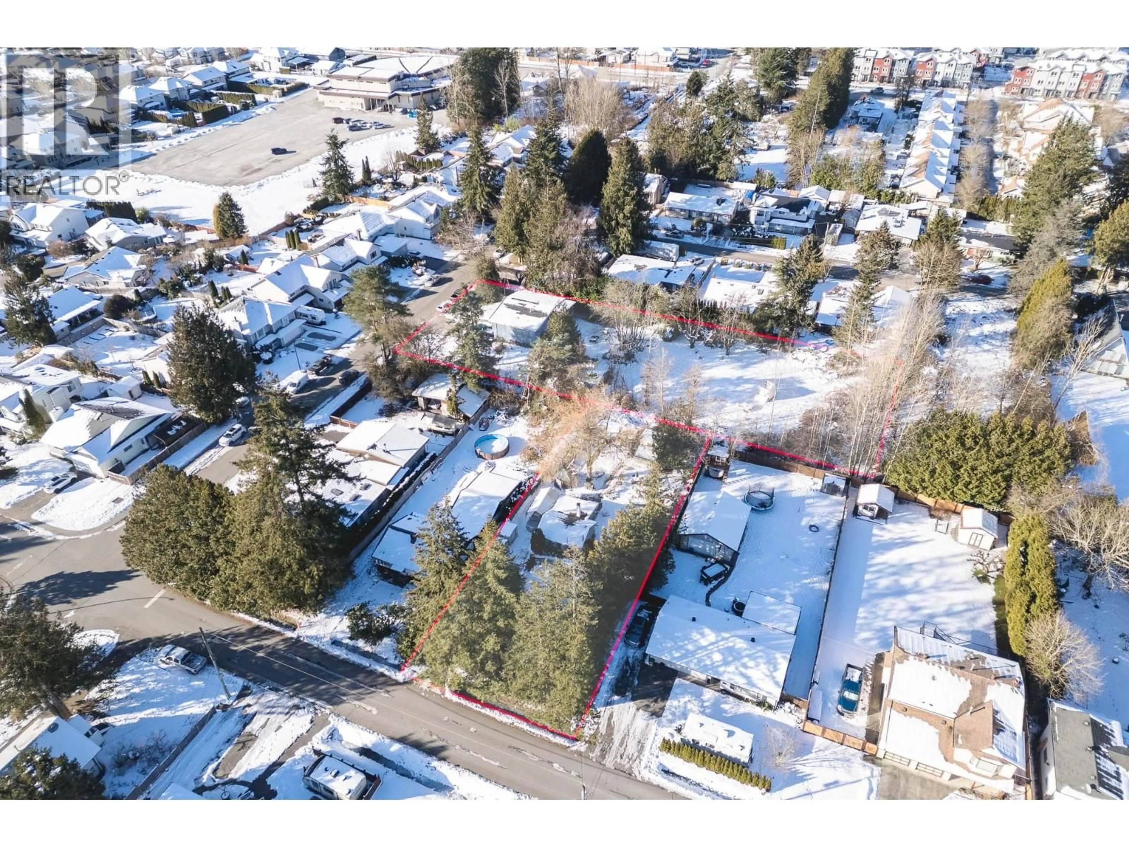 A pic from outside/outdoor area/front of a property/back of a property/a pic from drone, street for 11821 GLENHURST STREET, Maple Ridge British Columbia V2X6V7