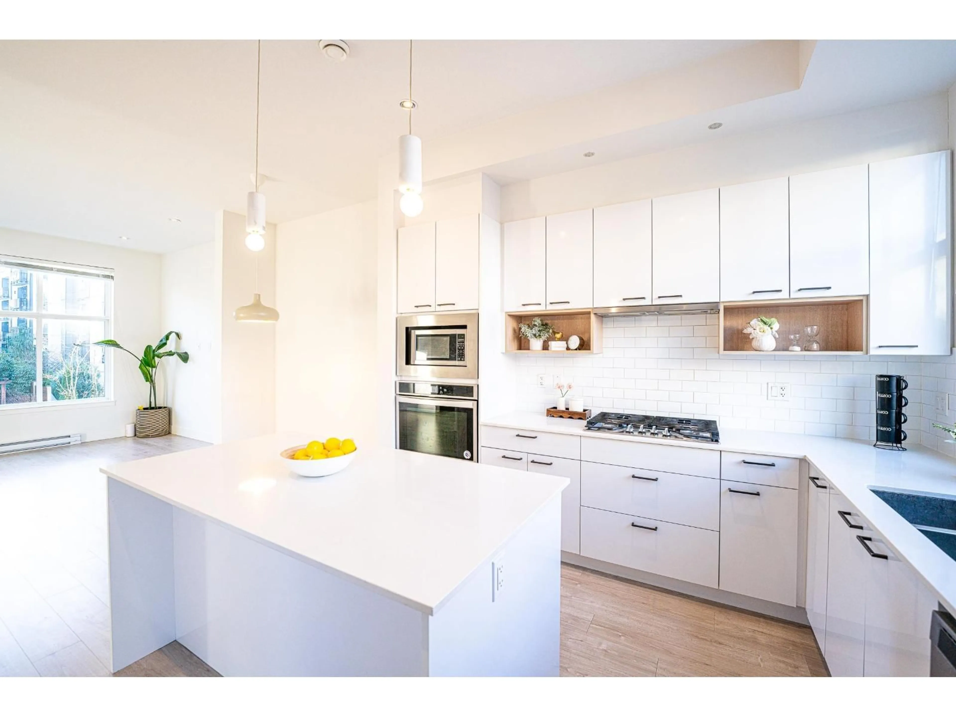 Contemporary kitchen, unknown for 6 - 20849 78B AVENUE, Langley British Columbia V2Y0X6