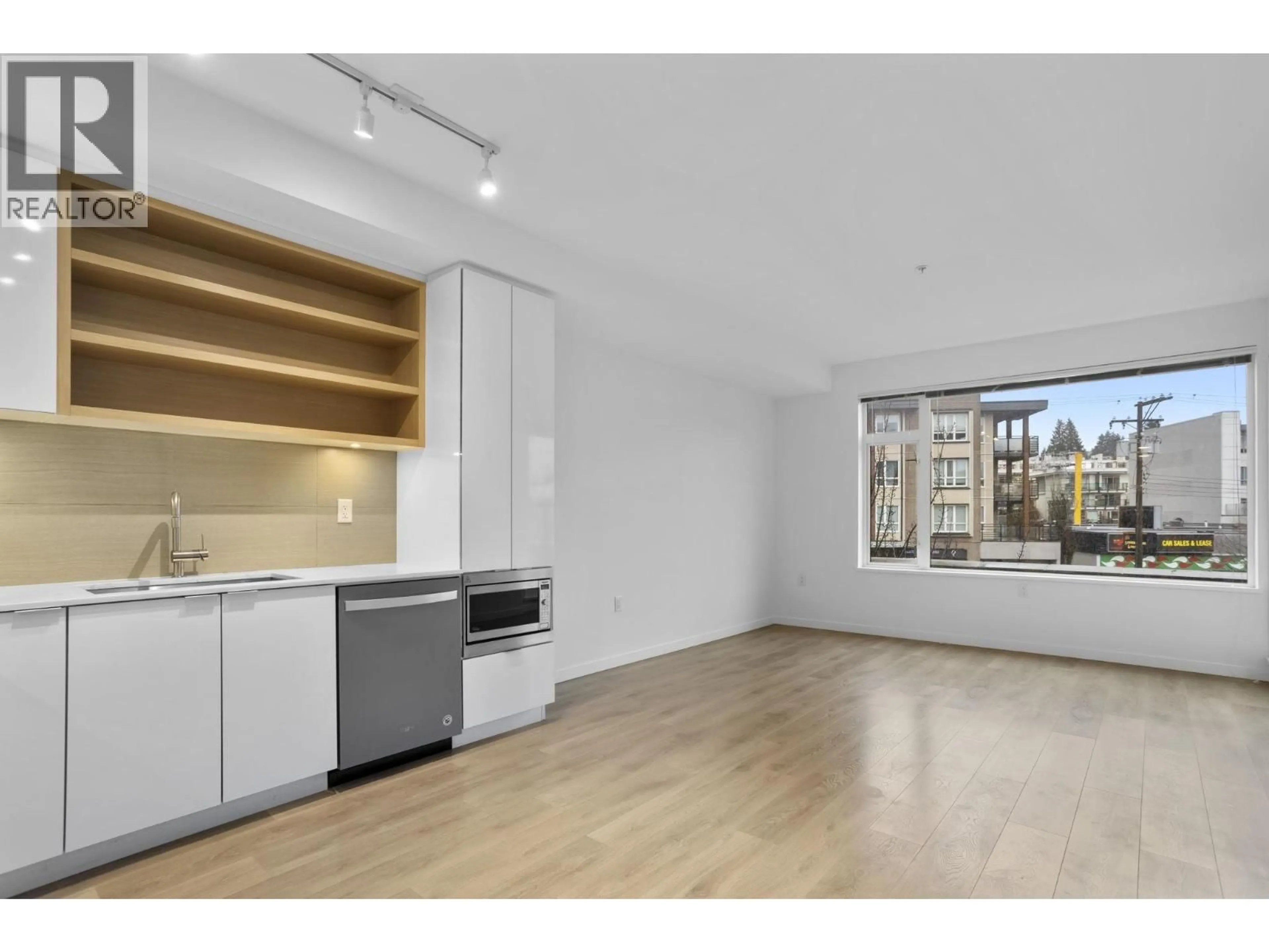 Unknown for 201 - 725 MARINE DRIVE, North Vancouver British Columbia V7M0G2