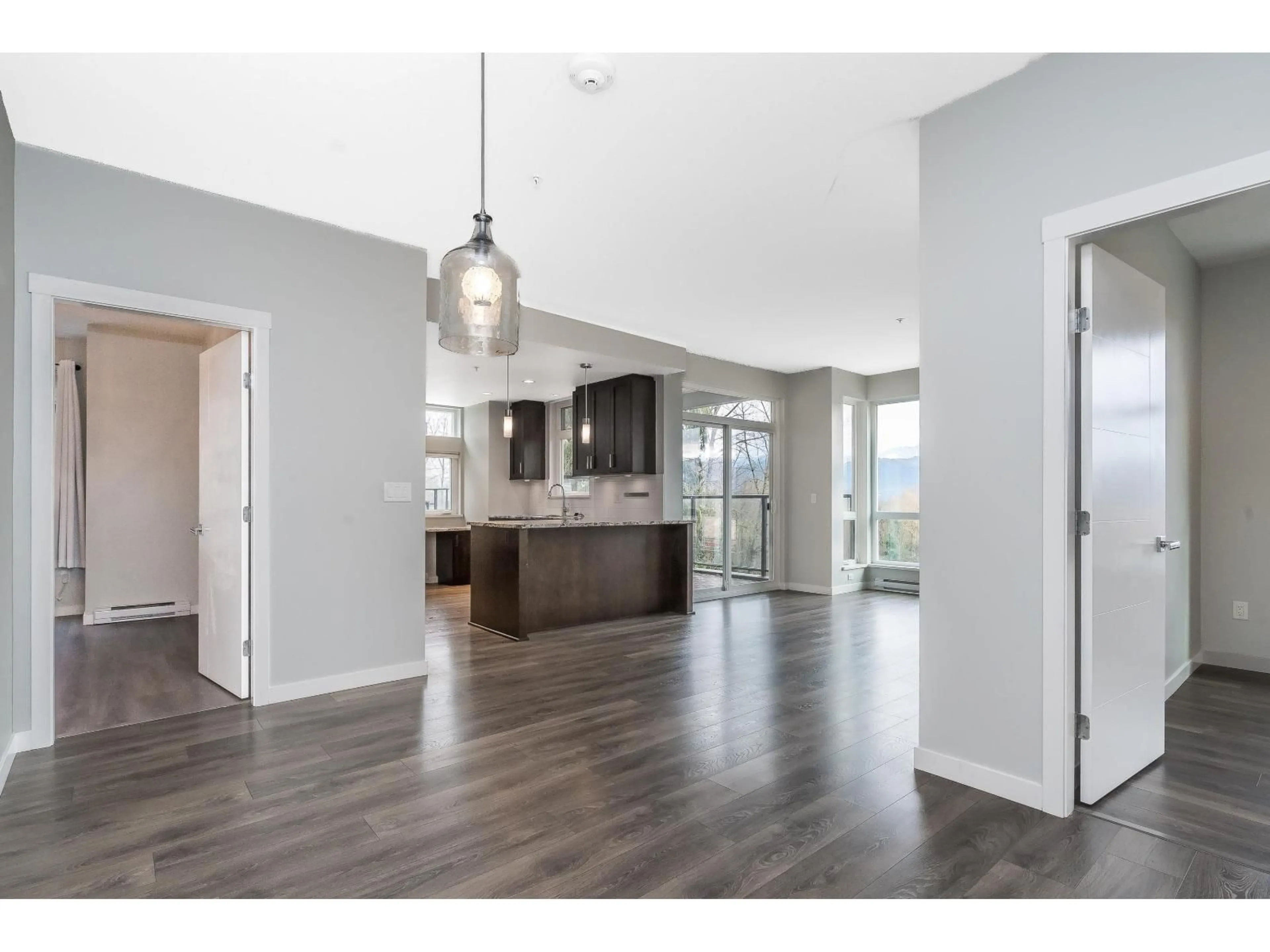 Unknown for 101 - 2242 WHATCOM ROAD, Abbotsford British Columbia V3G0G3