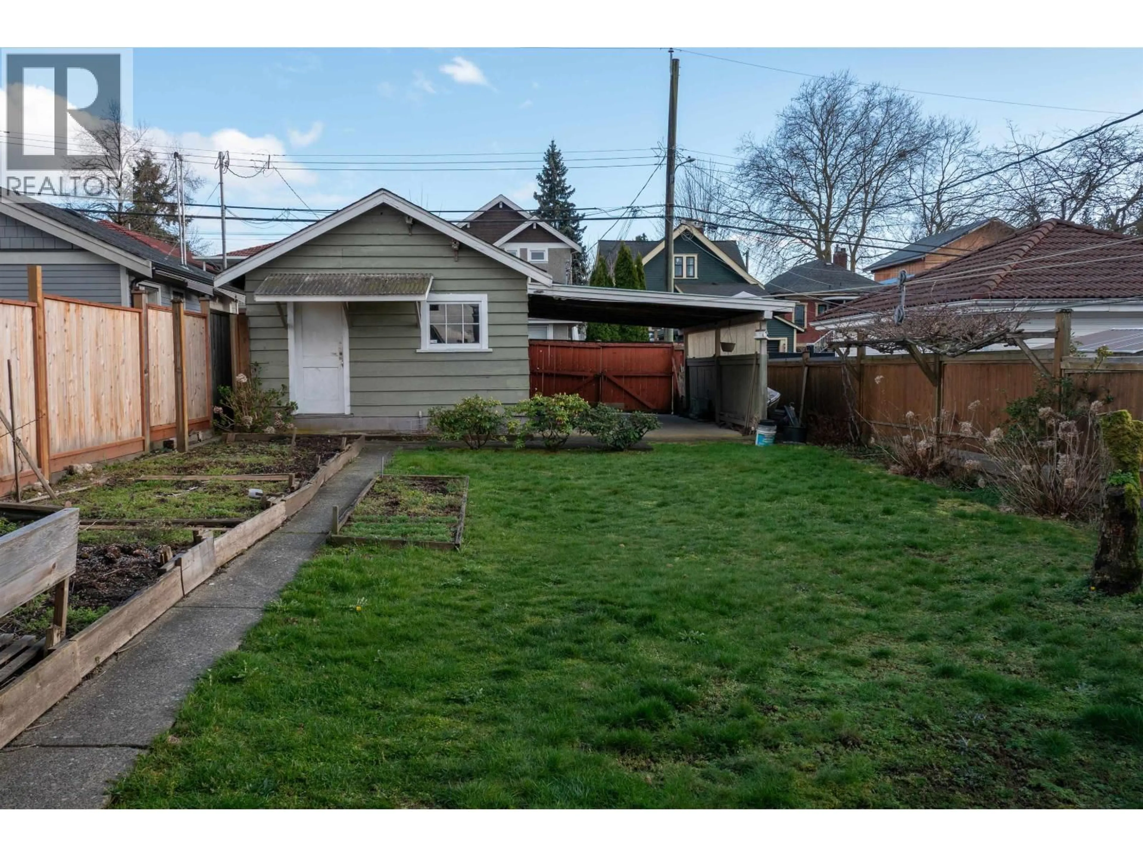 A pic from outside/outdoor area/front of a property/back of a property/a pic from drone, street for 1296 27TH AVENUE, Vancouver British Columbia V5V2L8