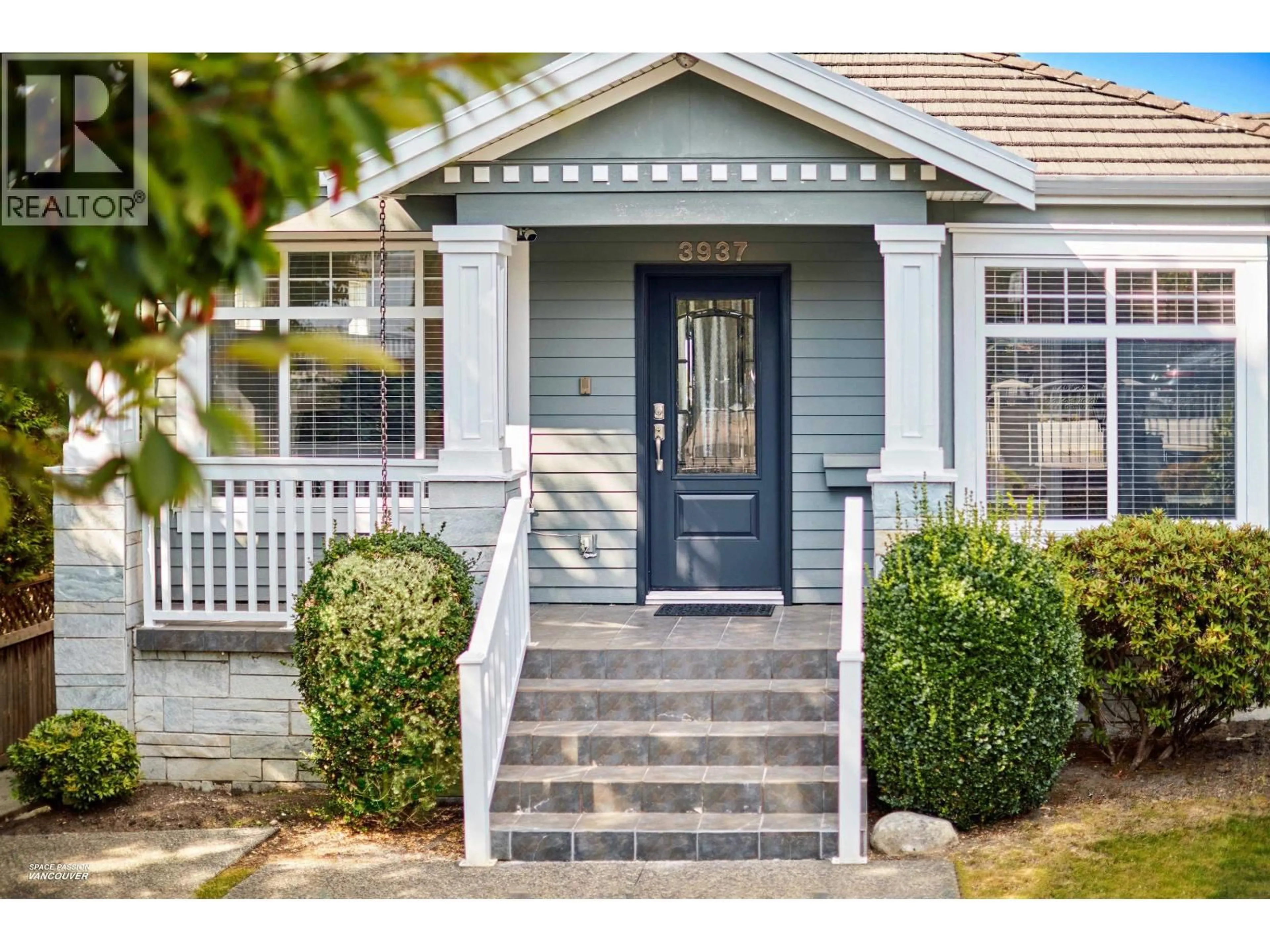 Home with vinyl exterior material, street for 3937 ELMWOOD STREET, Burnaby British Columbia V5G1R9