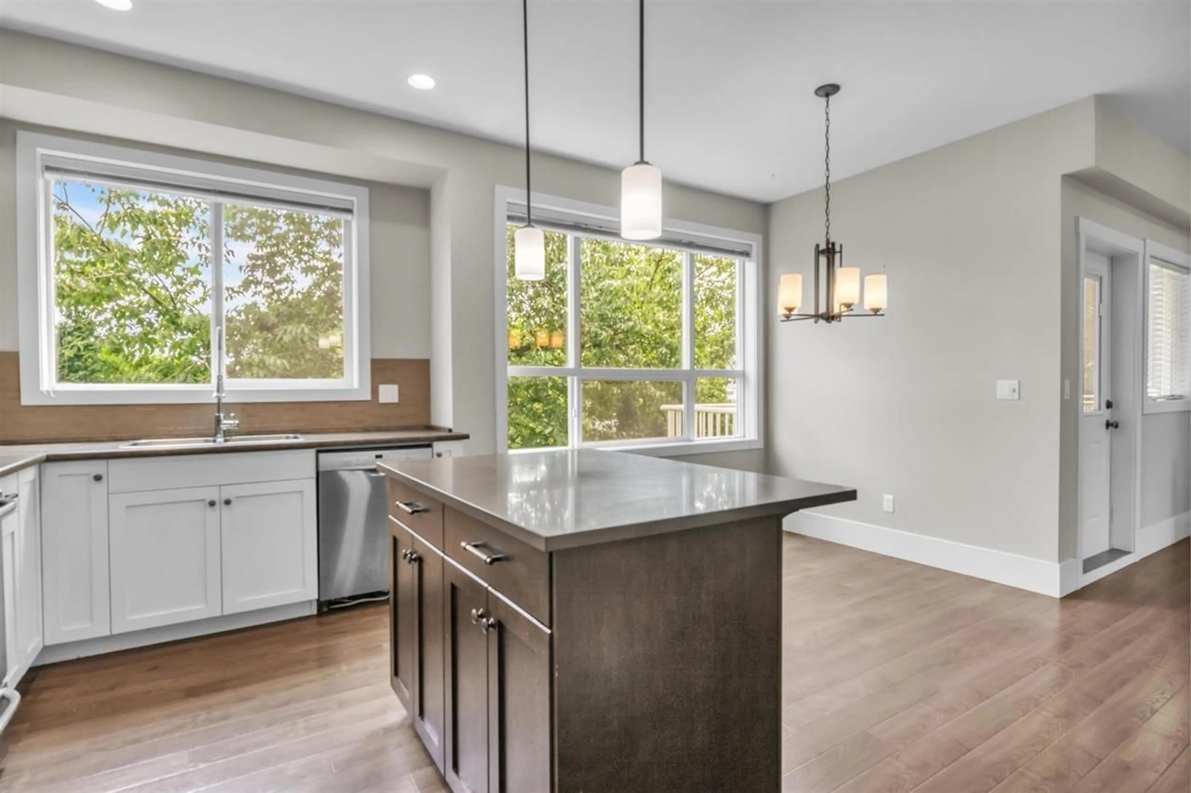 Open concept kitchen, unknown for 13 - 9270 BROADWAY STREET, Chilliwack British Columbia V2P0E5