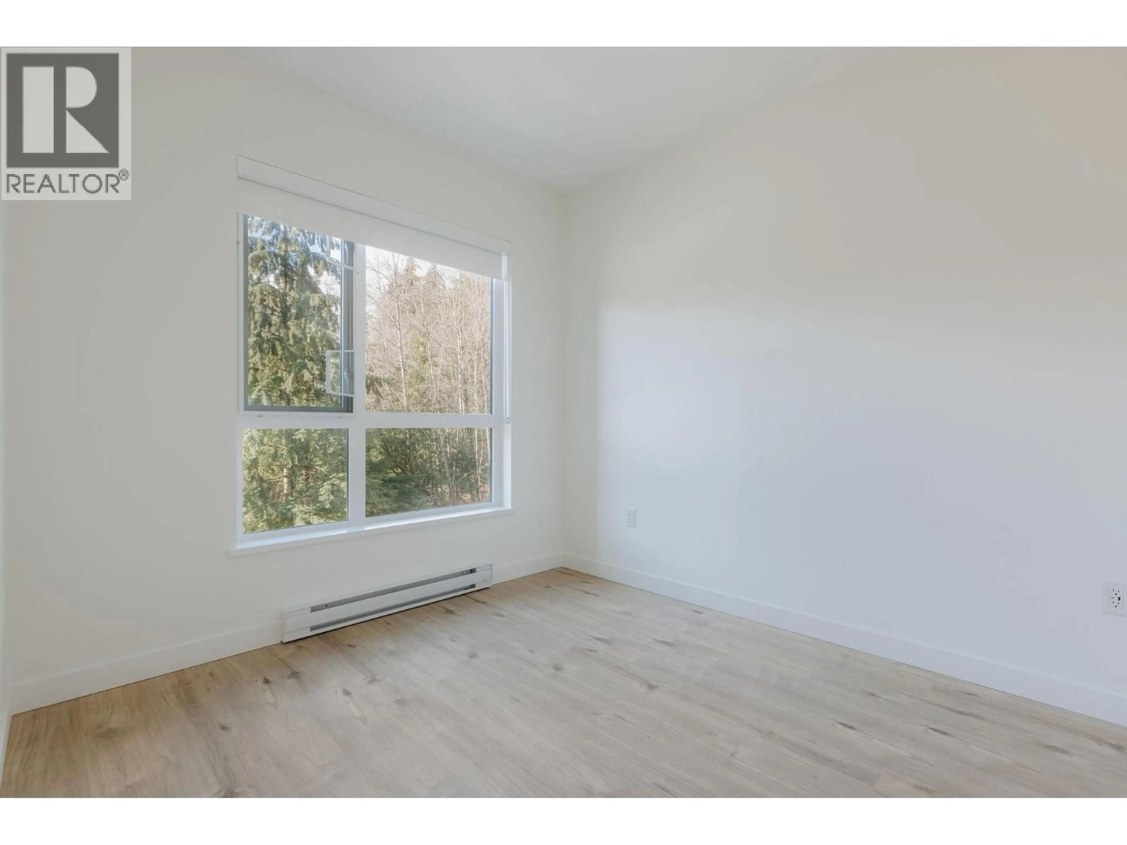 A pic of a room for 305 - 3594 MALSUM DRIVE, North Vancouver British Columbia V7G0B4